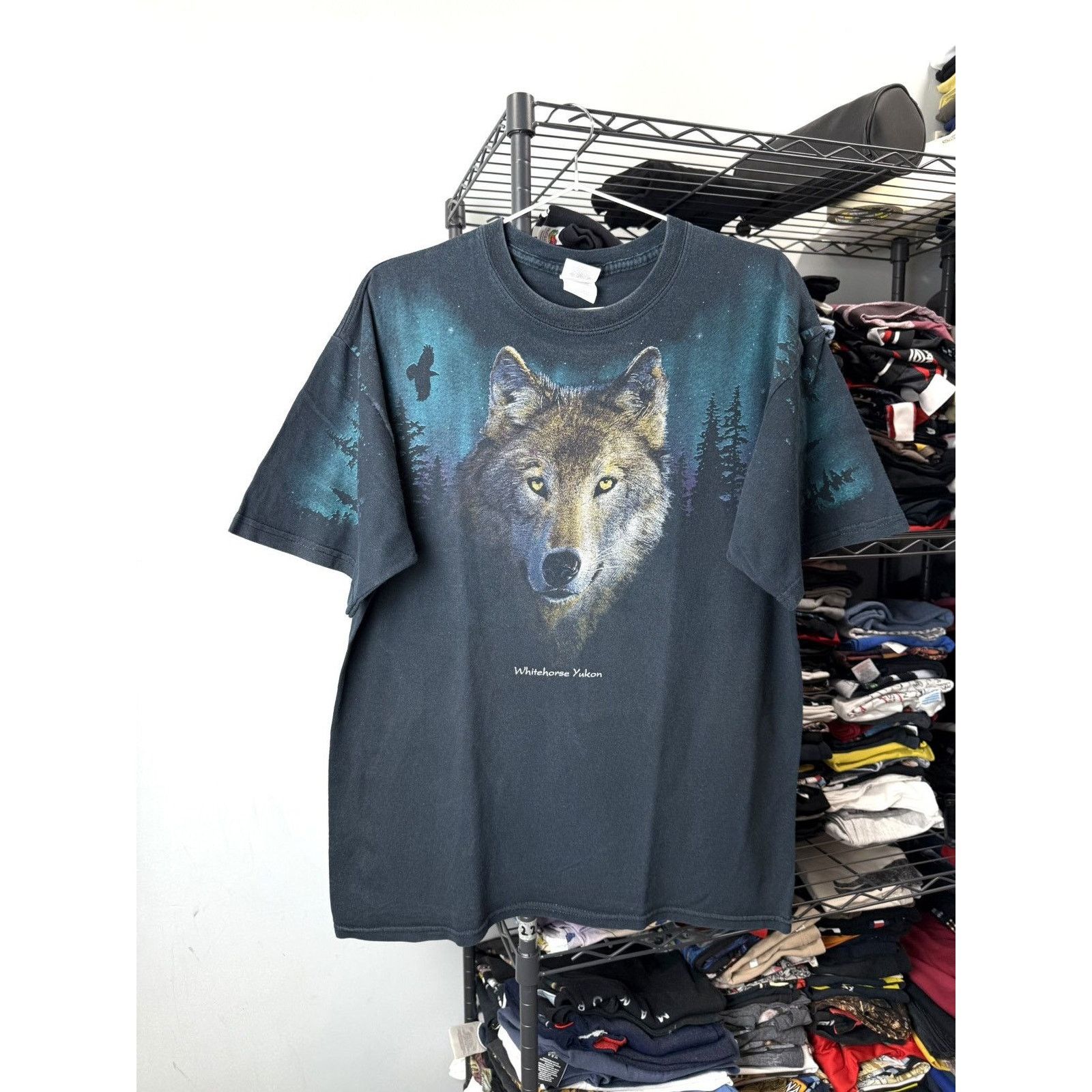 Vintage 00’s Vintage Wolf T Shirt All Over Print Hype Supreme Style Size US L / EU 52-54 / 3 - 1 Thumbnail