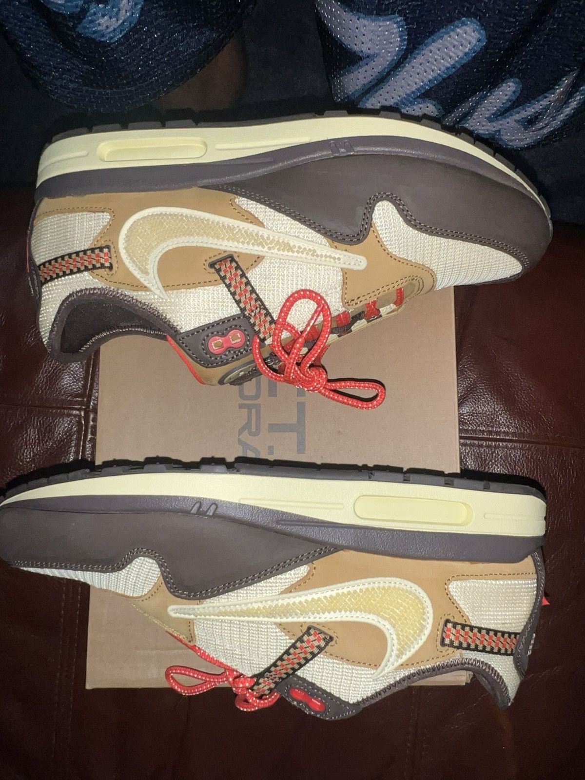 Nike × Travis Scott Nike airmax 1 x travis scott Size US 11 / EU 44 - 4 Thumbnail