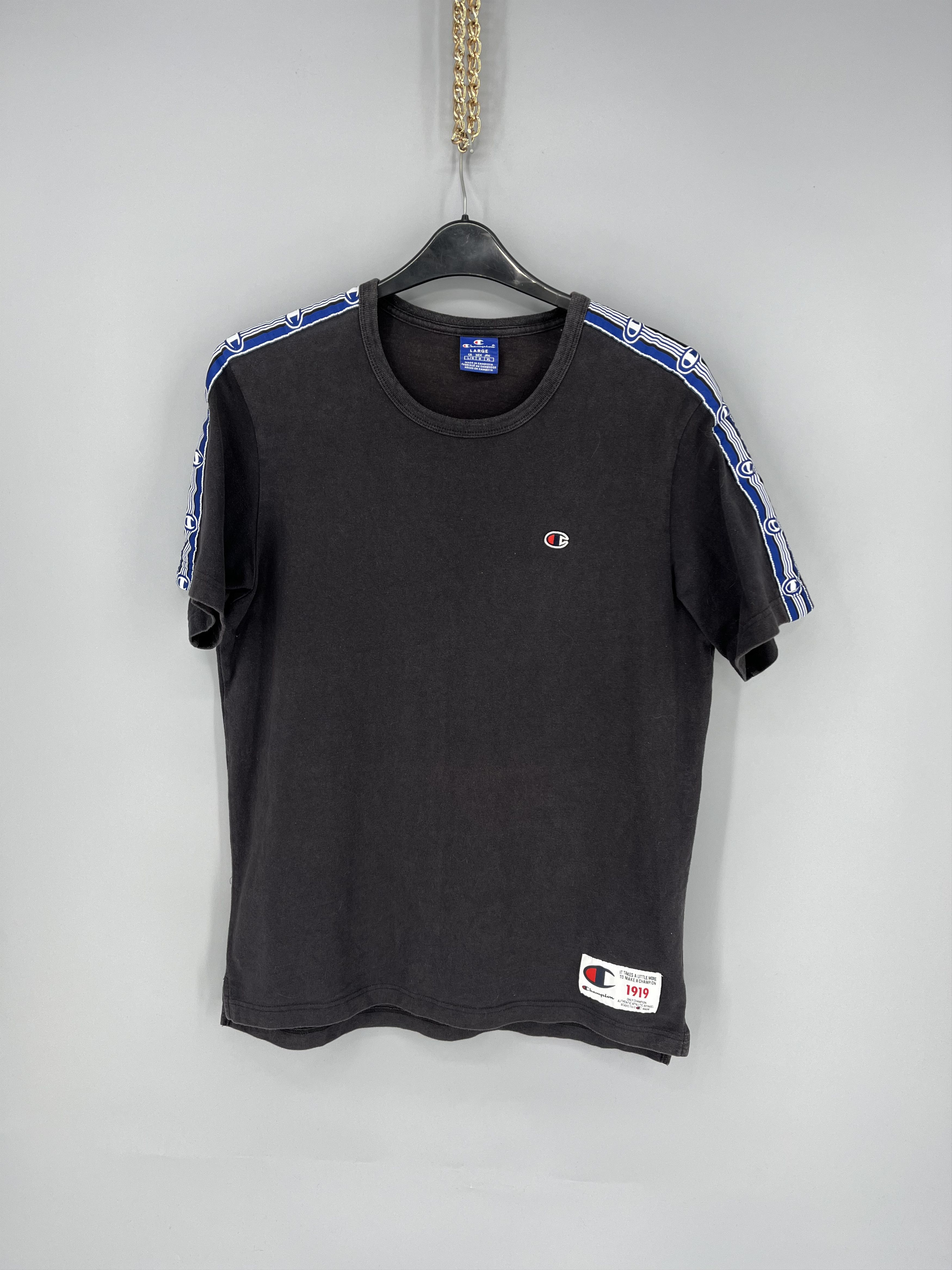 Champion Vintage Y2K Champion Small Logo T-Shirt Streetwear Style Size US L / EU 52-54 / 3 - 1 Thumbnail