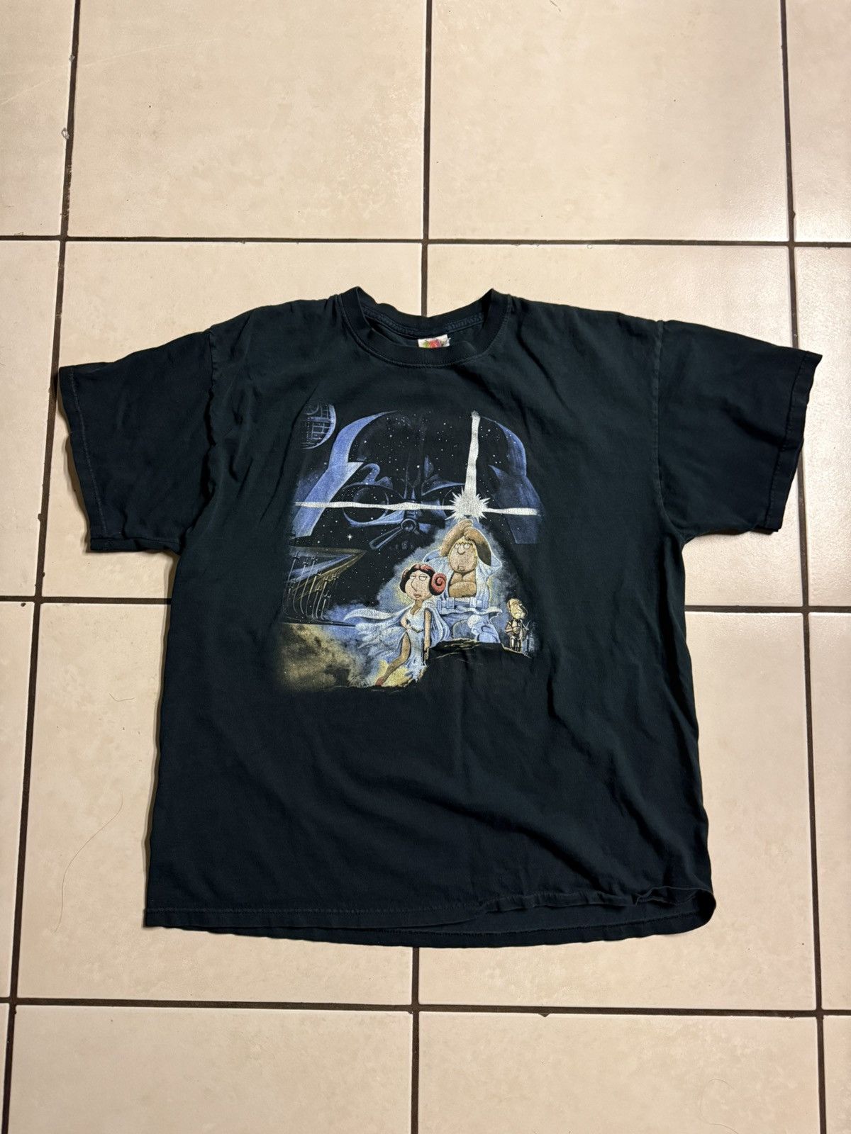 Vintage Vintage Y2K Family Guy Star Wars Tee Size US XL / EU 56 / 4 - 1 Thumbnail