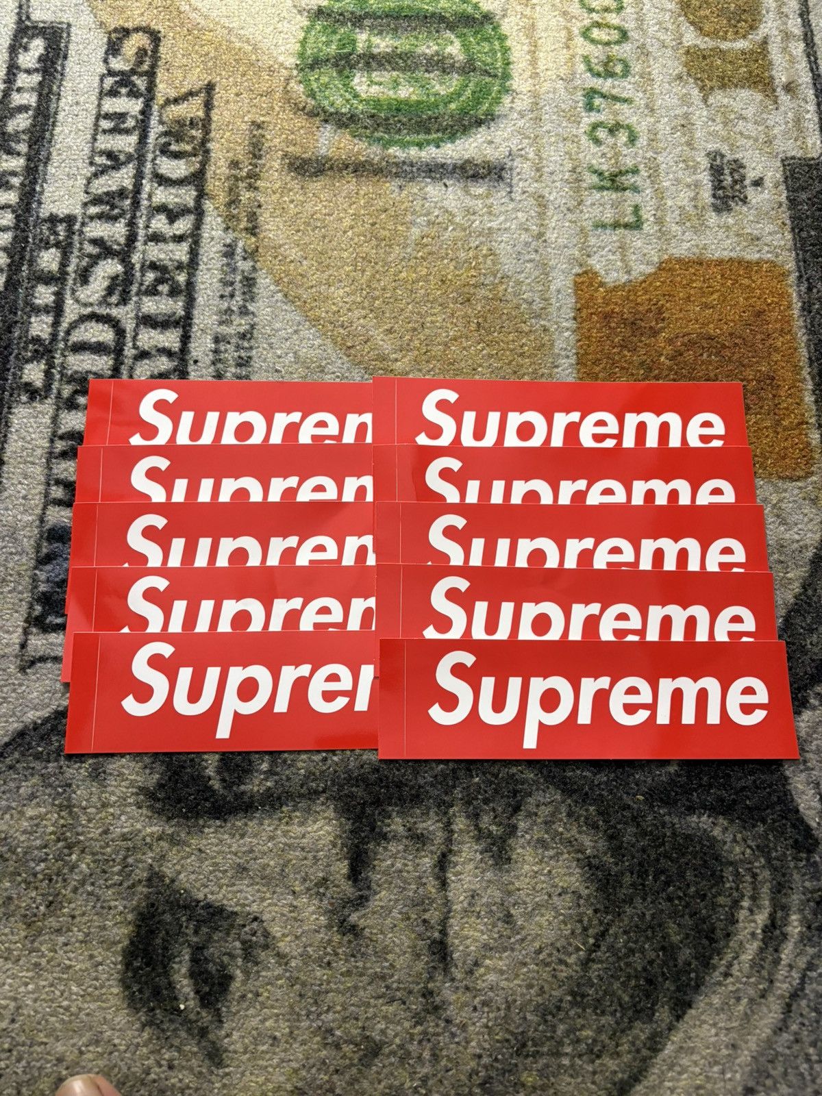 Supreme Supreme Box Logo Sticker (pack of 10) Size ONE SIZE - 1 Preview