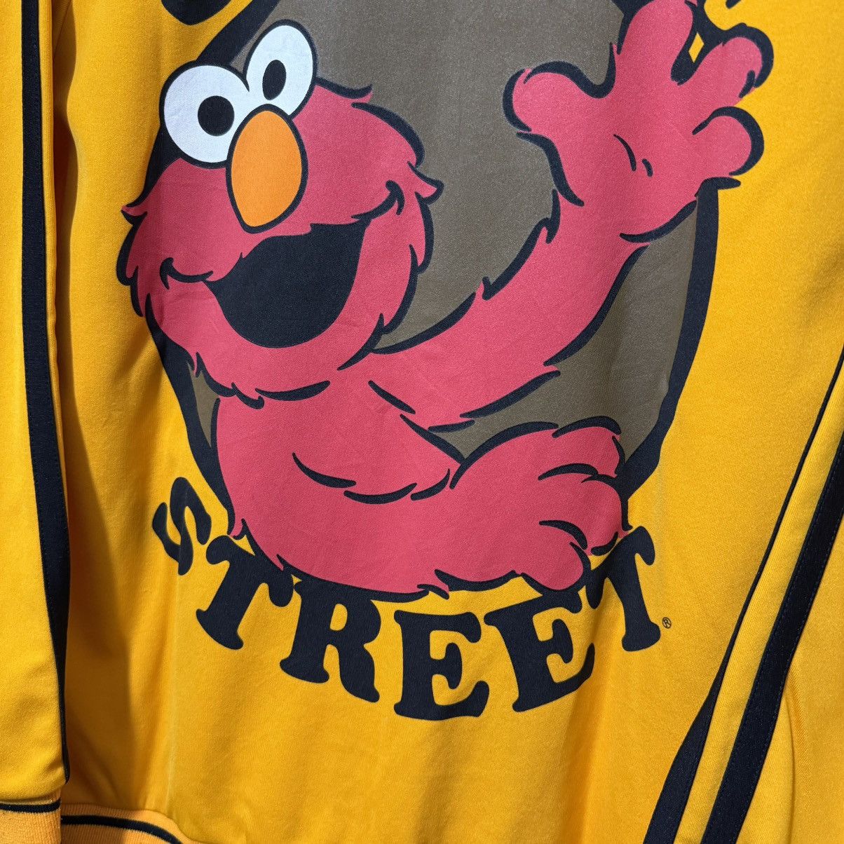 Vintage Vintage y2k sesame street track top Size US M / EU 48-50 / 2 - 4 Thumbnail