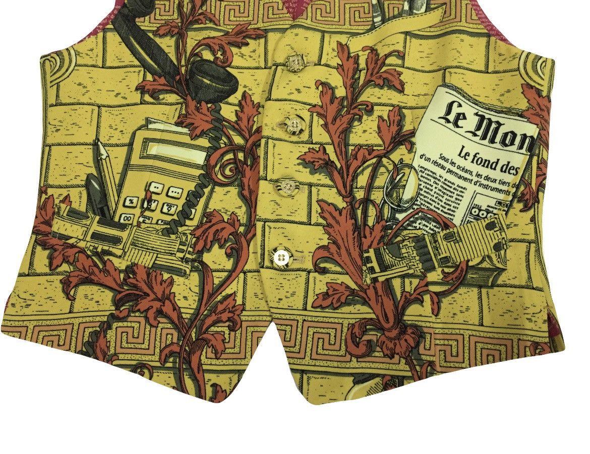 Japanese Brand VINTAGE 90s FICCE BY YOSHIYUKI KONISHI NEWS GRAPHIC VEST Size US M / EU 48-50 / 2 - 4 Thumbnail