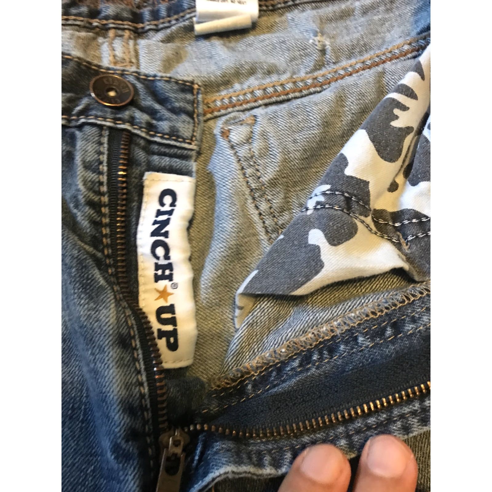 Denime Cinch Denim Shorts Mens 36 Blue Cut Off 10 In Inseam 5-Pocket Logo Raw Hem Casual Western Size US 36 / EU 52 - 5 Thumbnail