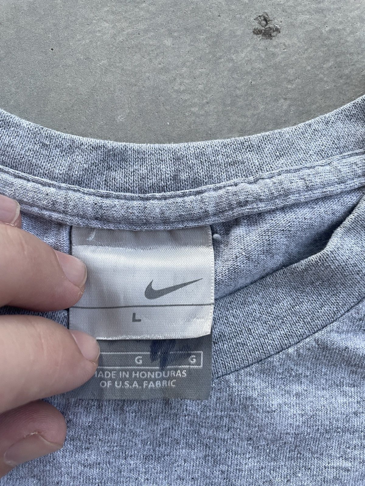 Nike × Vintage VINTAGE NIKE BASKETBALL TEE Size US L / EU 52-54 / 3 - 6 Thumbnail