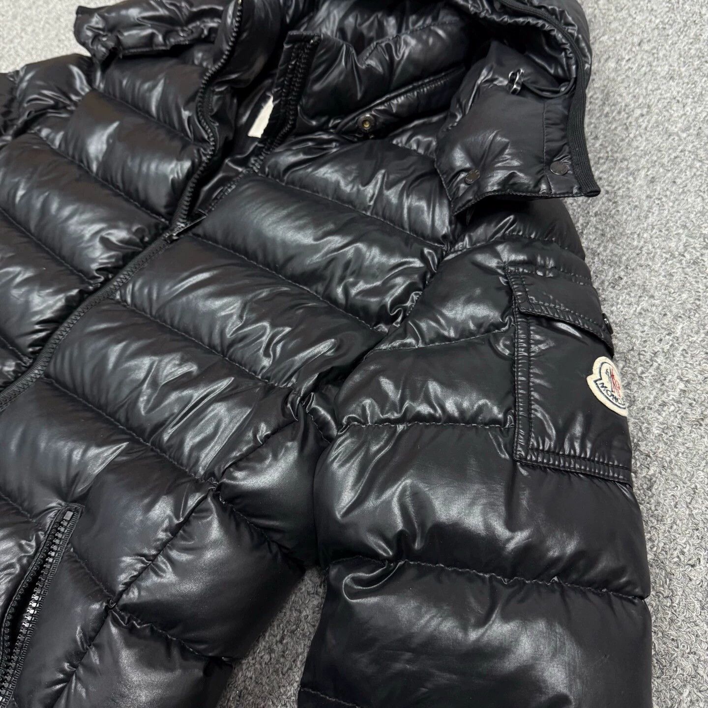 Moncler Moncler bady black puffer 2 95 new Size M / US 6-8 / IT 42-44 - 3 Thumbnail