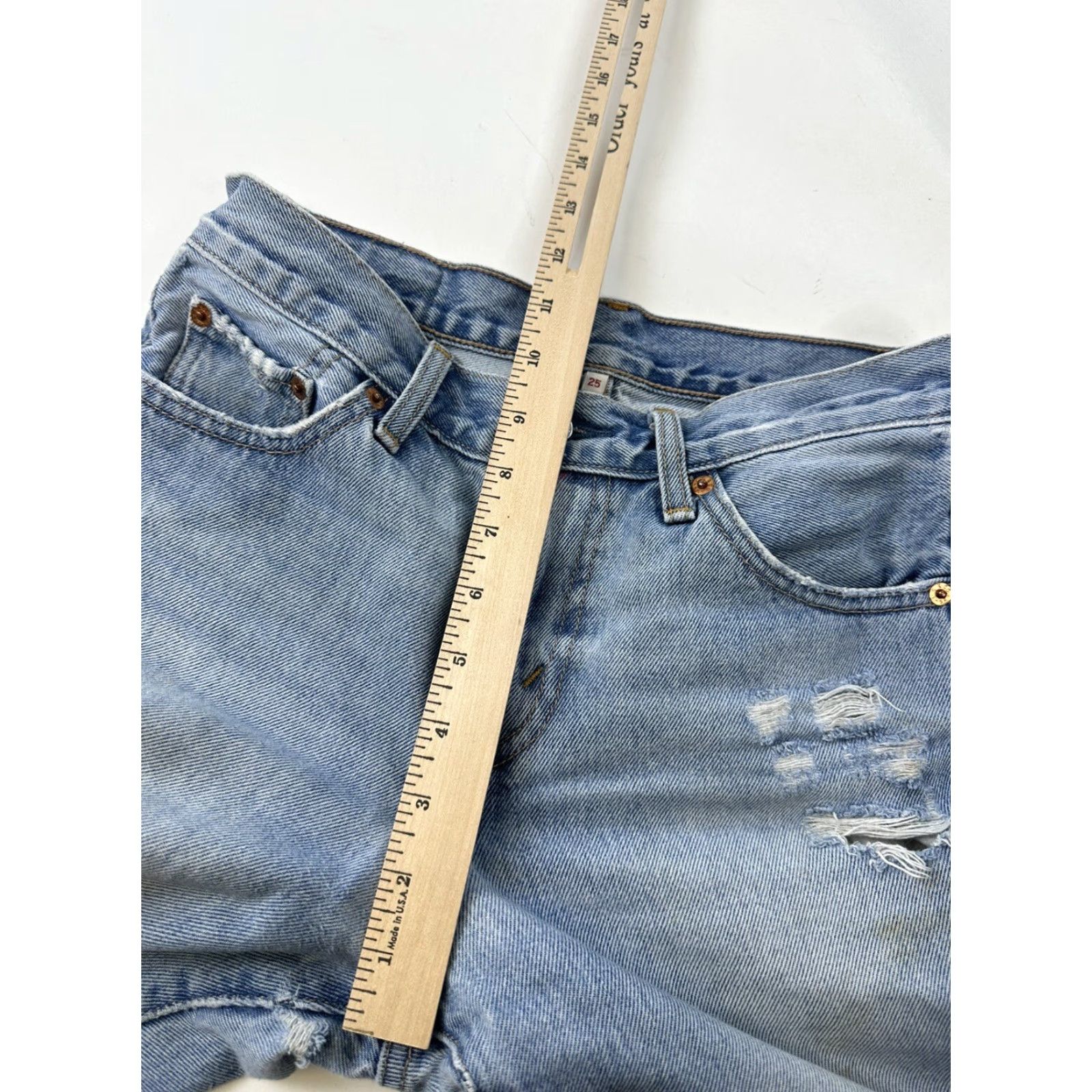 Levi's Levi’s Women’s 25 High Rise Ankle Distressed Jeans User: Levi’s Women’s 25 High Rise Ankle Distressed Jeans Size 42" / US 20 - 8 Thumbnail