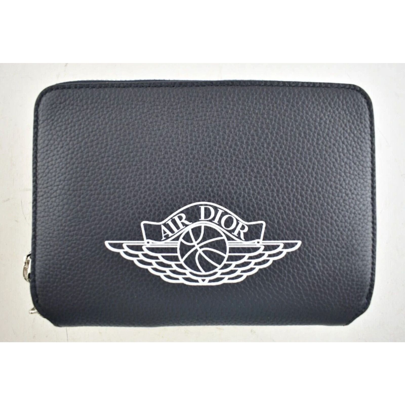 Dior Air Dior Jordaan Logo Small Zipped Around Compact Bag Size ONE SIZE - 2 Thumbnail