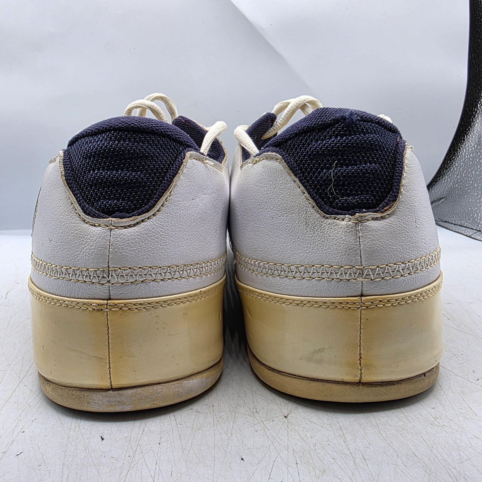 Converse Converse Dwayne Wade Mens Size 14 White Retro Basketball Sho Size US 14 / EU 47 - 5 Thumbnail