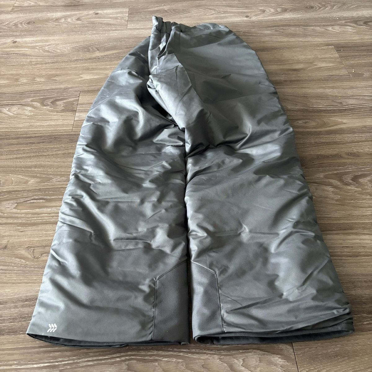 Vintage Crazy Vintage Y2K/2000s Baggy Grey Ski Gorpcore Snow Pants! 36x30 Size US 36 / EU 52 - 4 Thumbnail
