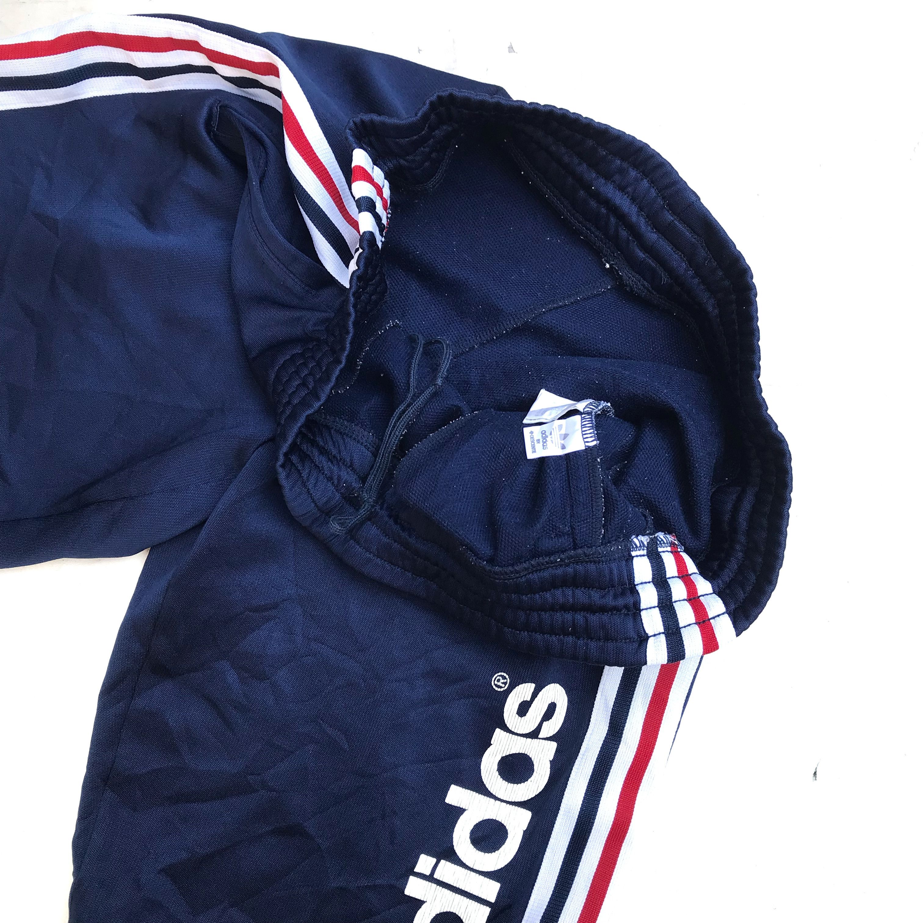 Adidas Adidas Originals Short pants Trainner Trackpants shorts navy Size US 34 / EU 50 - 8 Thumbnail
