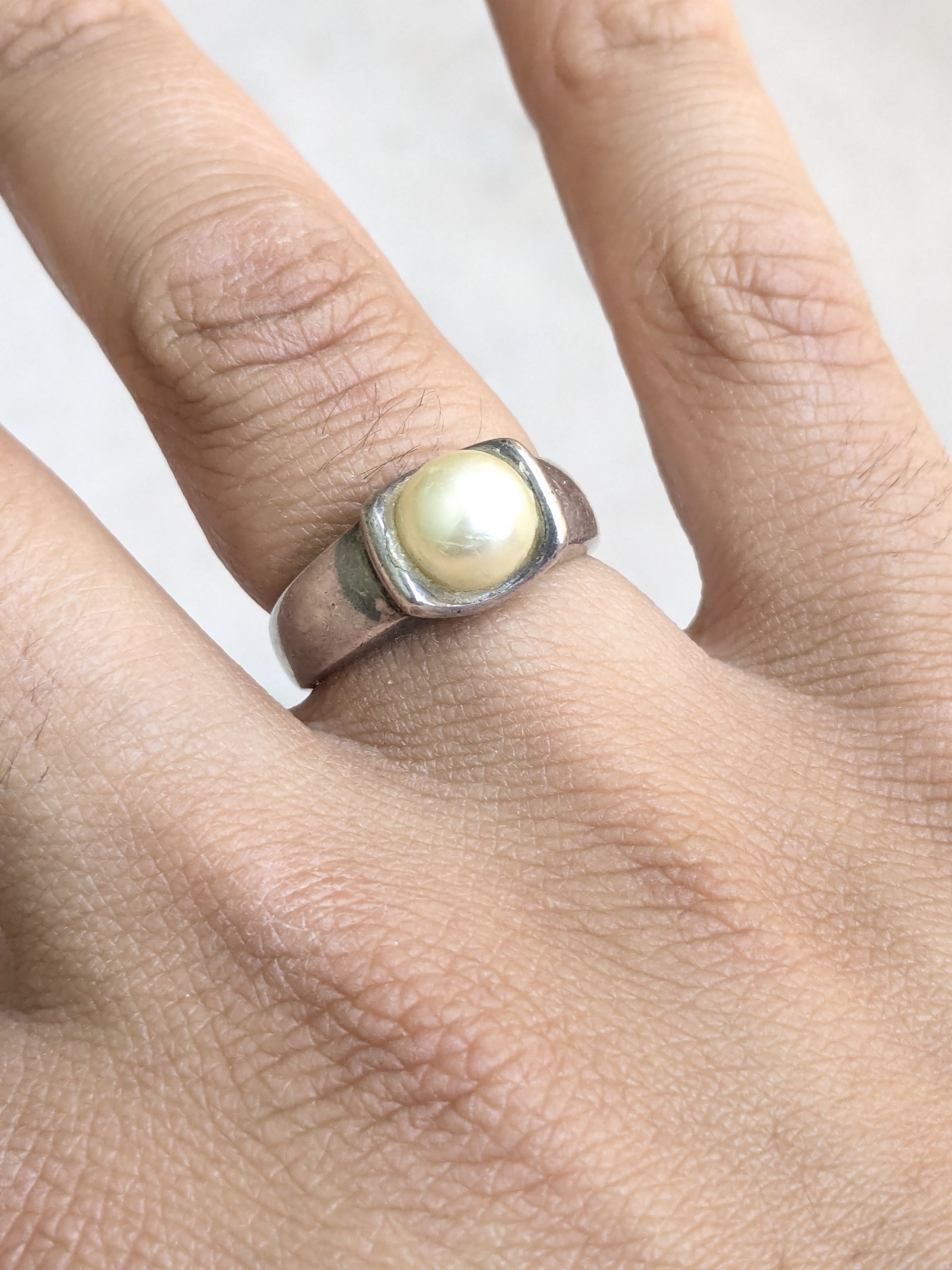 Jewelry × Vintage Vintage Sterling Silver Ring Faux Pearl 8 Size ONE SIZE - 10 Thumbnail
