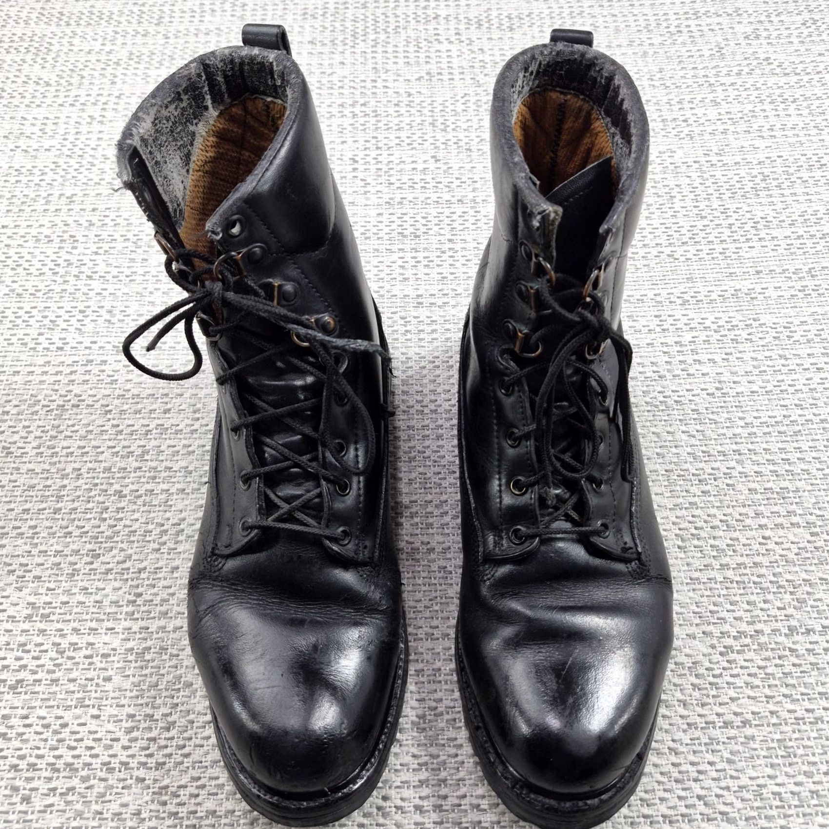 Vibram ROCKY Combat Boots Mens Size 10 W Black Leather Lace Up Vibram Lug Sole Workwear Mid-Calf Mens Boots Leather Black Lug Sole Vibram Size US 10 / EU 43 - 4 Thumbnail