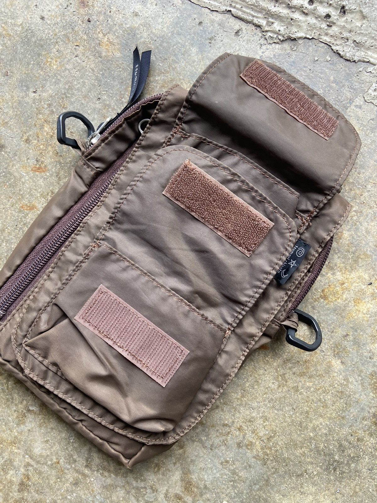 Issey Miyake Vintage 2000’s Tsumori Chisato Multi Cargo Pocket Slingbag Size ONE SIZE - 7 Thumbnail