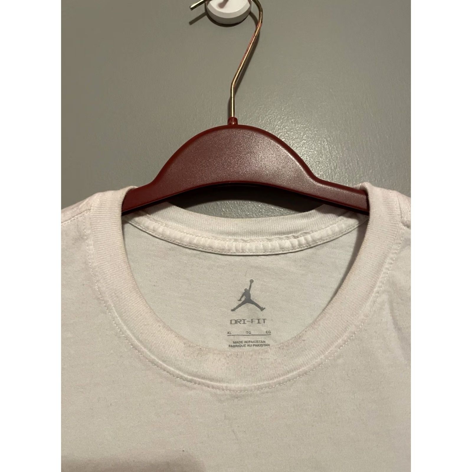 Nike Nike Jordan Jumpman Dri-Fit T-Shirt Men XL White Short Sleeve Cotton Activewear Size US XL / EU 56 / 4 - 3 Thumbnail