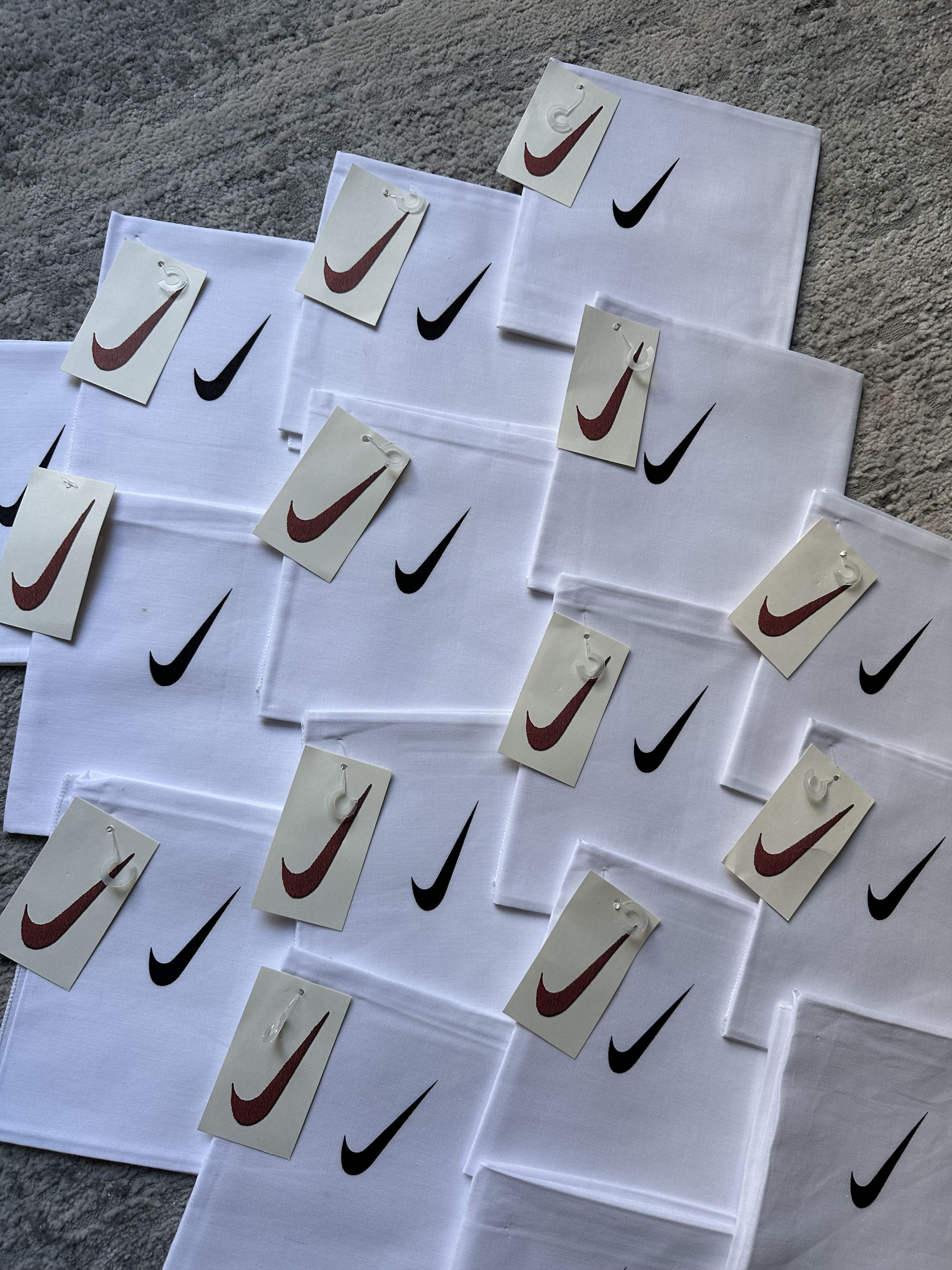 Nike Vintage Nike White Bandana Headscarf 90s x 16 Size ONE SIZE - 4 Thumbnail