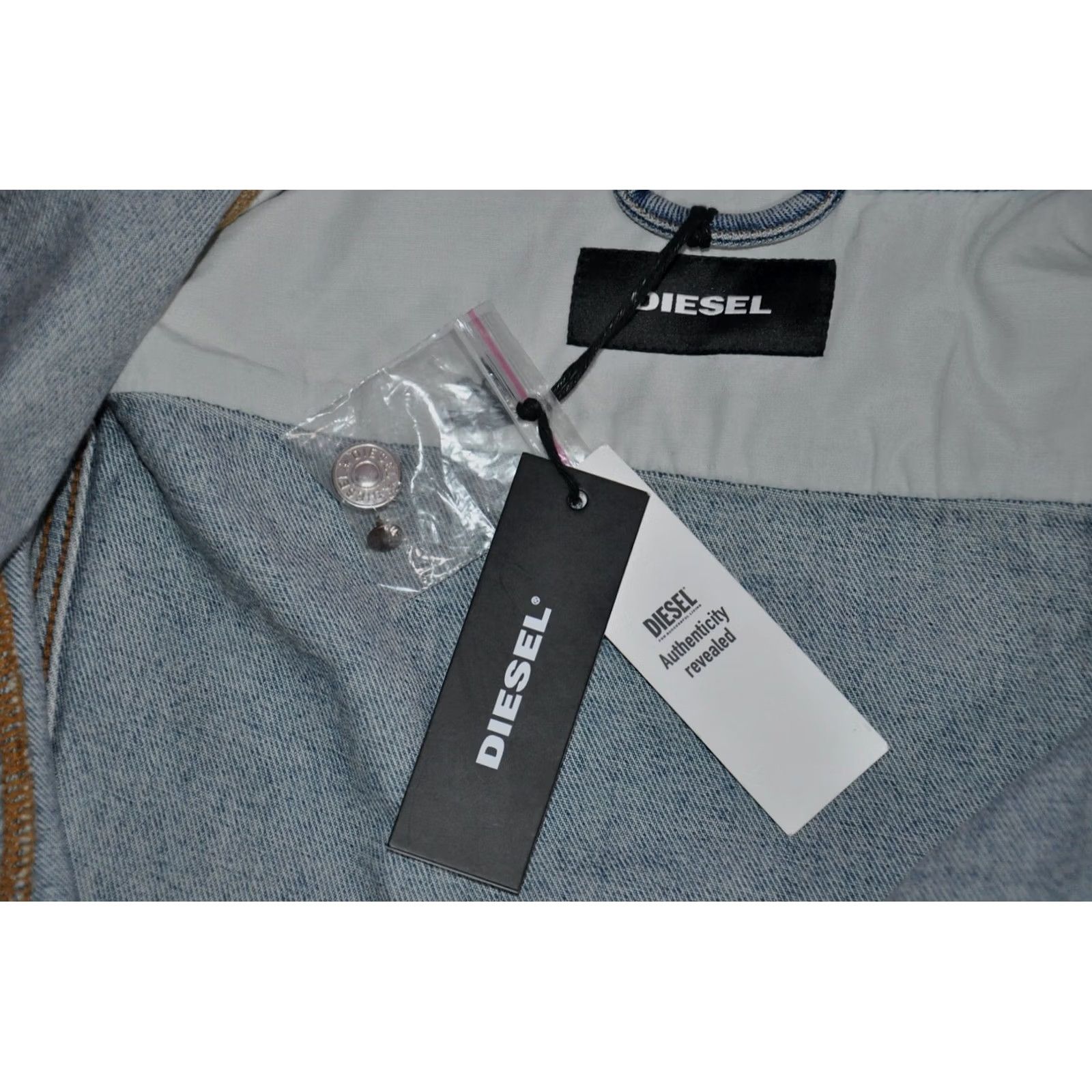 Diesel DIESEL O0S0EW R-ELSHARK XP Jacket Men Denim L Blue 100% Cotton Chest 55 cm Back 62 cm 24.41" Length Sleeve 70 cm 27.56" Vintage: No Size US L / EU 52-54 / 3 - 7 Thumbnail