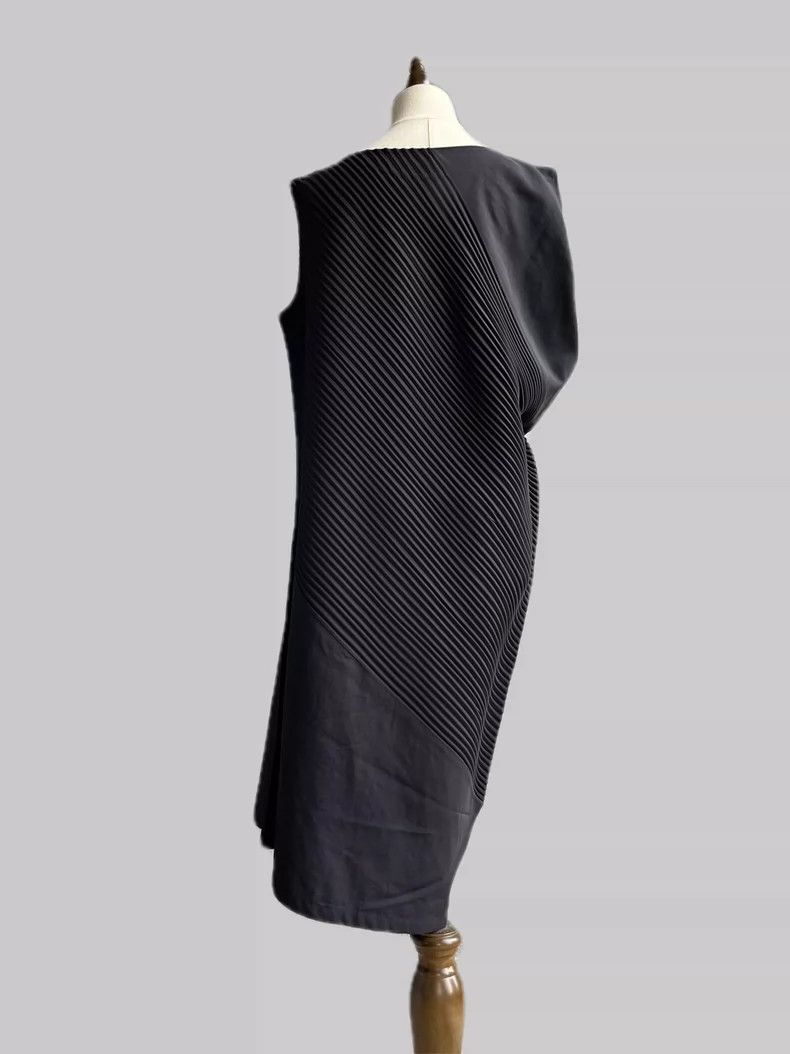 Issey Miyake Issey Miyake Asymmetrical dress Size M / US 6-8 / IT 42-44 - 2 Thumbnail
