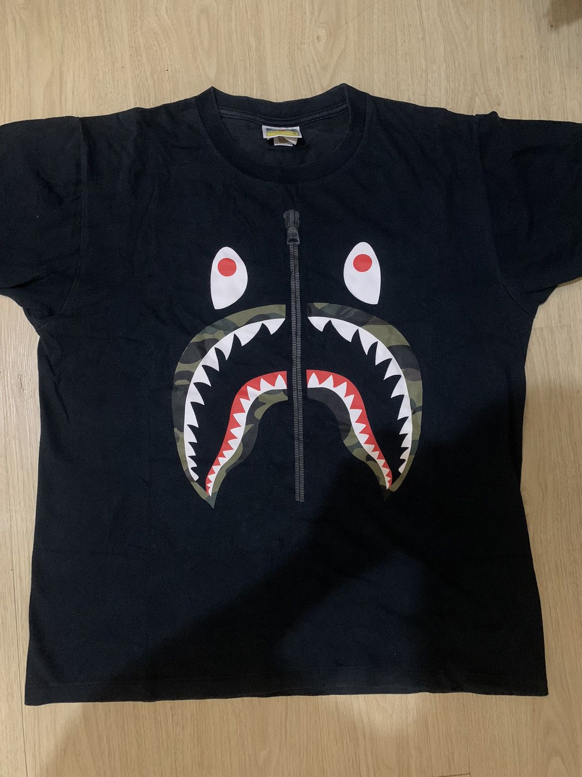 Bape T shirt bape shark Size US M / EU 48-50 / 2 - 1 Thumbnail