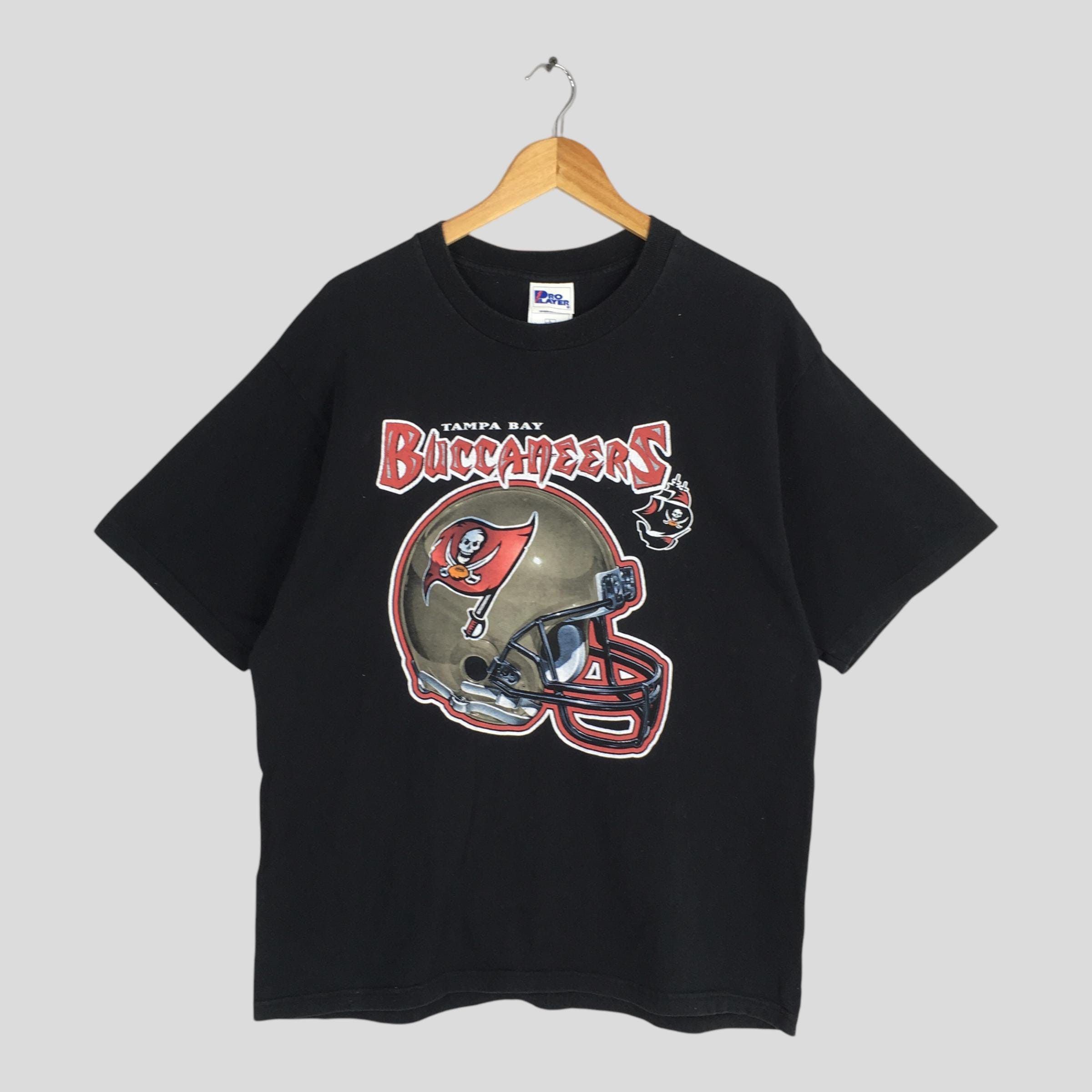 NFL Vintage Tampa Bay Buccaneers NFL Black T shirt Large Size US L / EU 52-54 / 3 - 1 Thumbnail