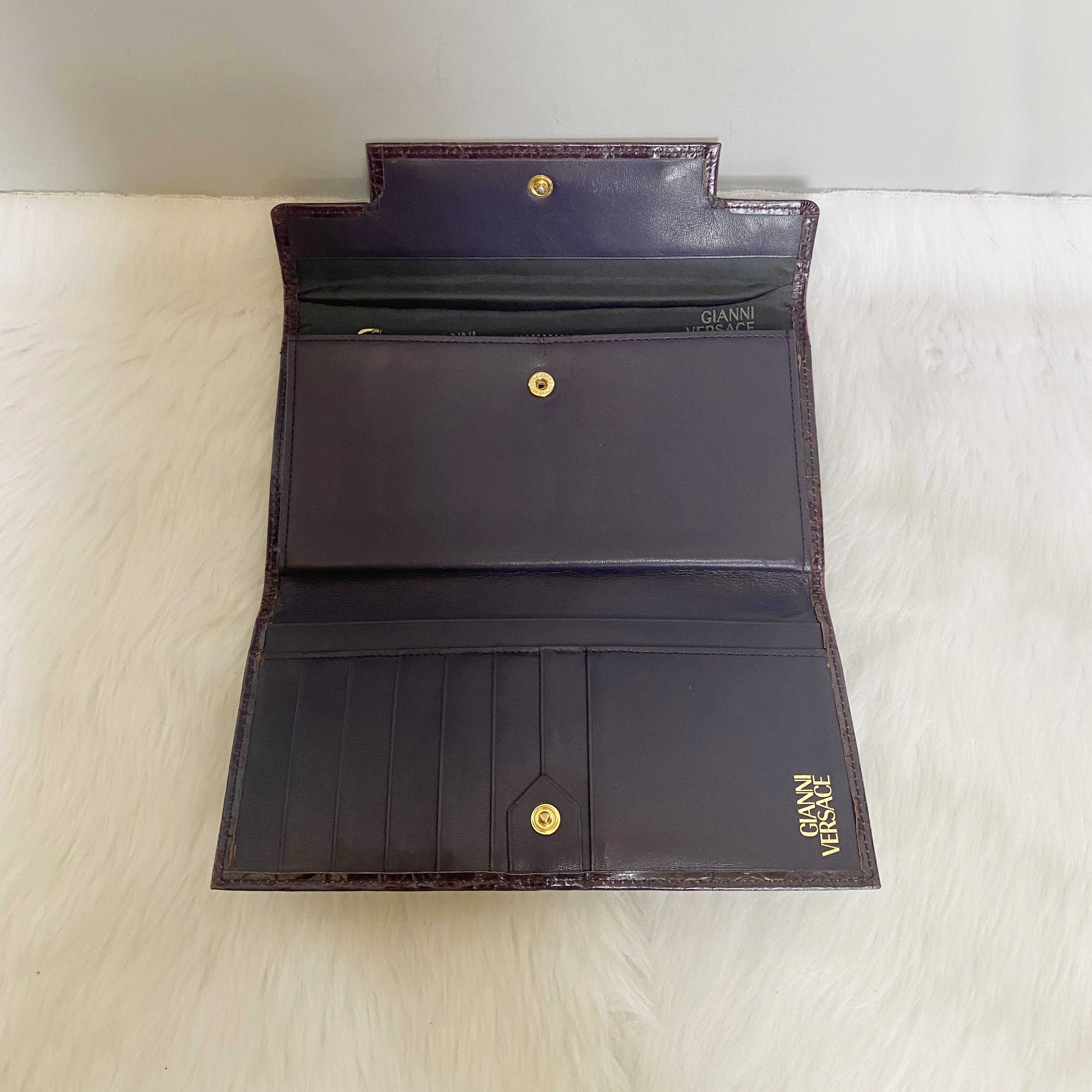 Versace Vintage Burgundy Croc Embossed Leather Wallet Size ONE SIZE - 7 Thumbnail