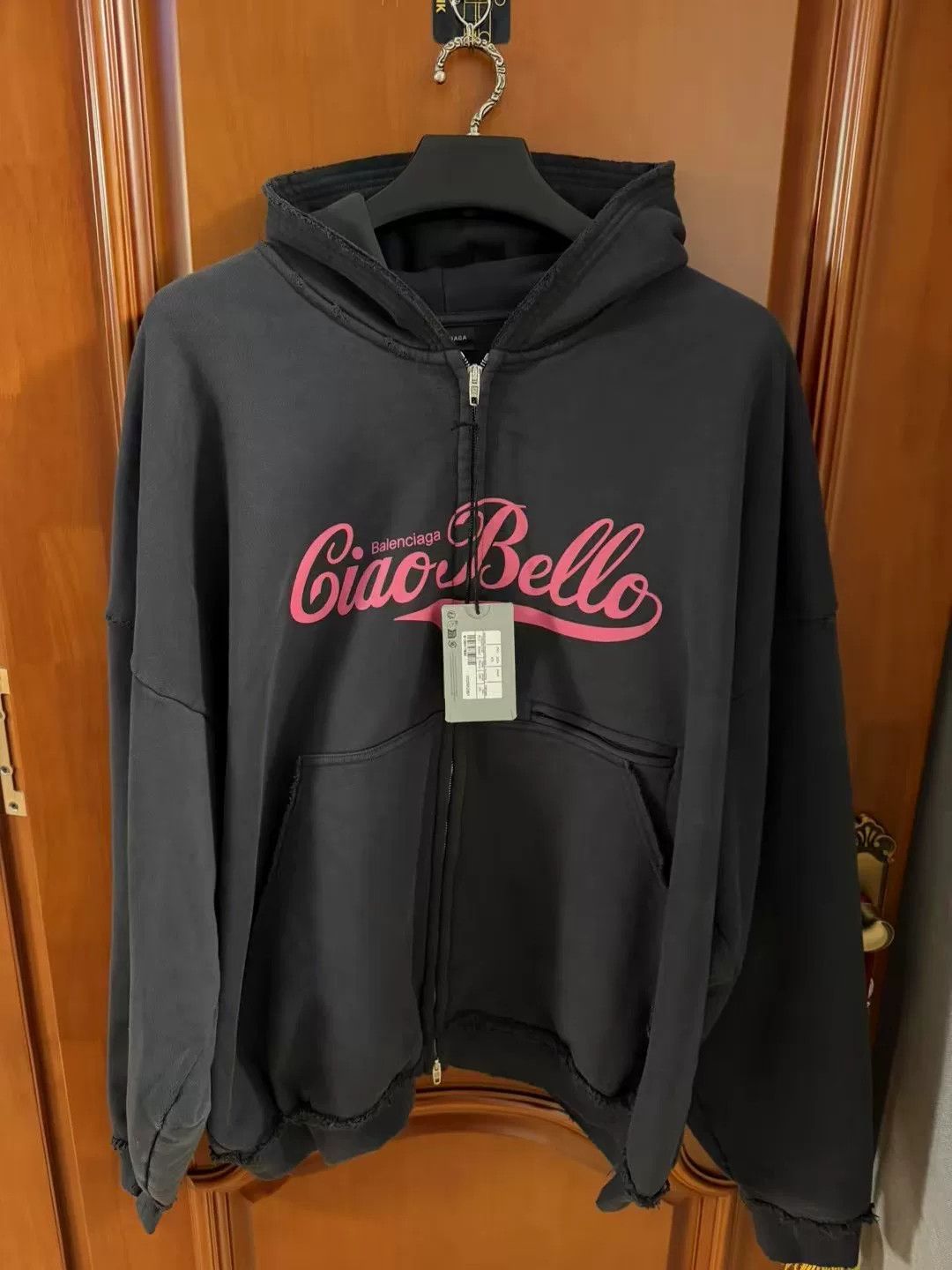 Balenciaga Balenciaga Ciao Bello Black Zip Hoodie XS Size US XS / EU 42 / 0 - 1 Thumbnail