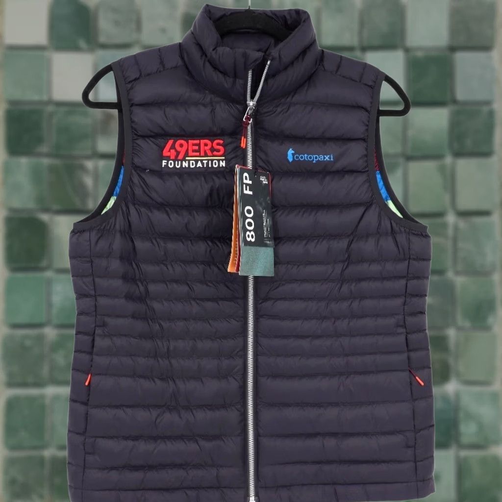 Cotopaxi VINTAGE Cotopaxi Fuego Down Vest Womens S Black 800 Fill 49ers Foundation? Size S / US 4 / IT 40 - 1 Thumbnail