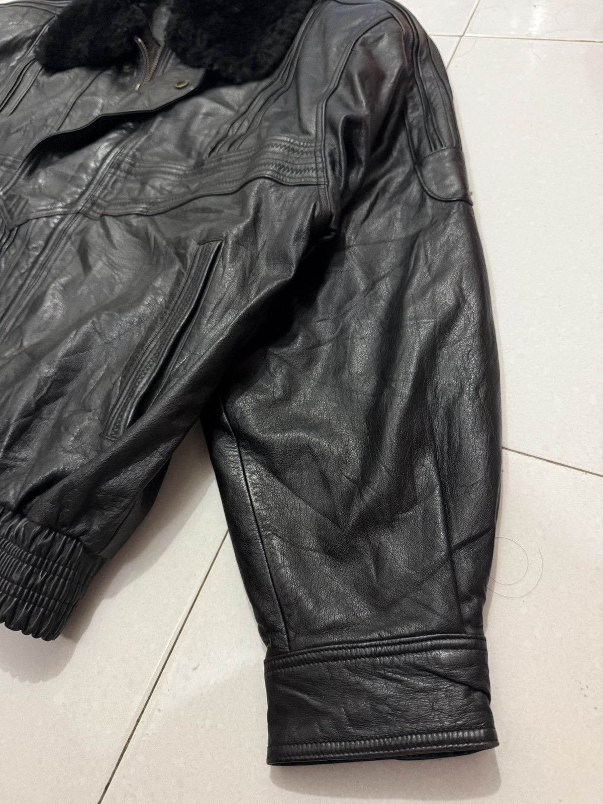 Playboy VTG PLAYBOY Bomber Leather Jacket With Fur Size US L / EU 52-54 / 3 - 5 Thumbnail