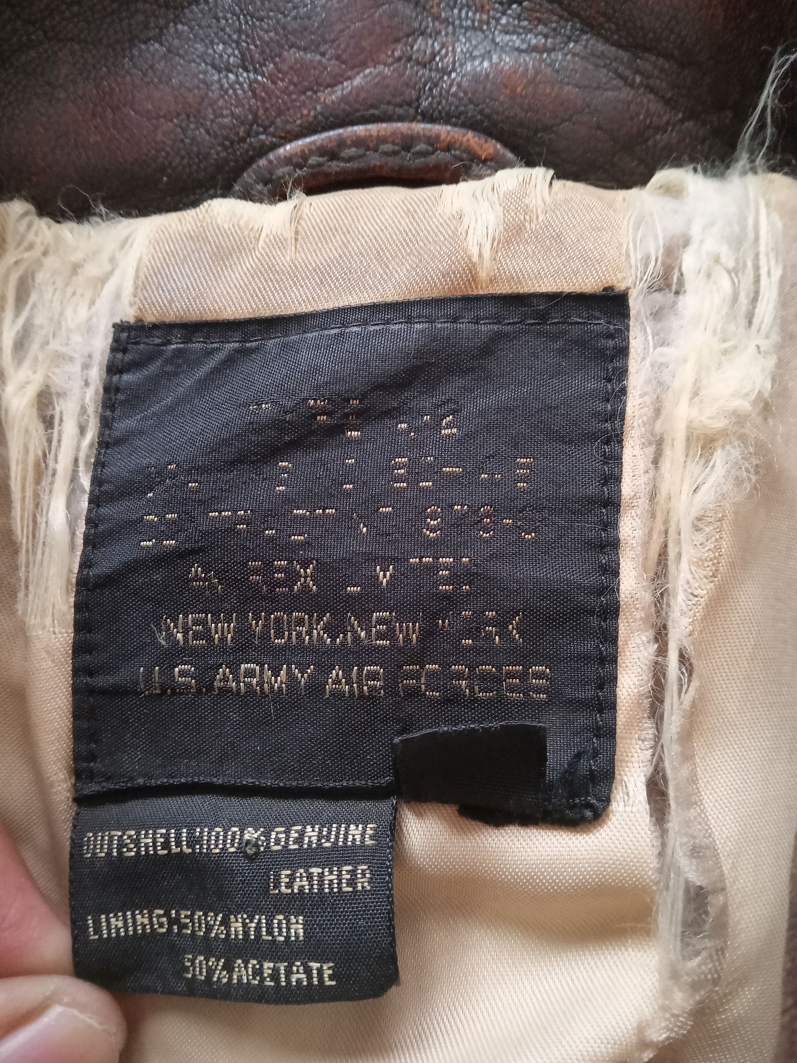 Avirex Avirex Flying Tigers Vintage Distressed Leather Jacket Size US M / EU 48-50 / 2 - 3 Thumbnail