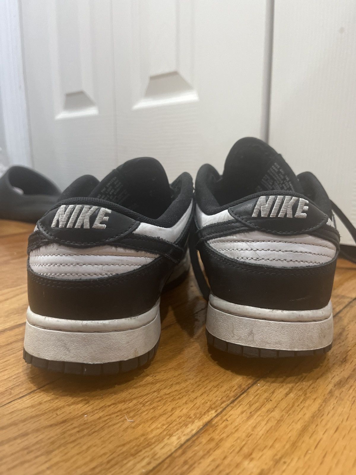 Nike Nike panda dunks Size US 9 / EU 42 - 6 Thumbnail