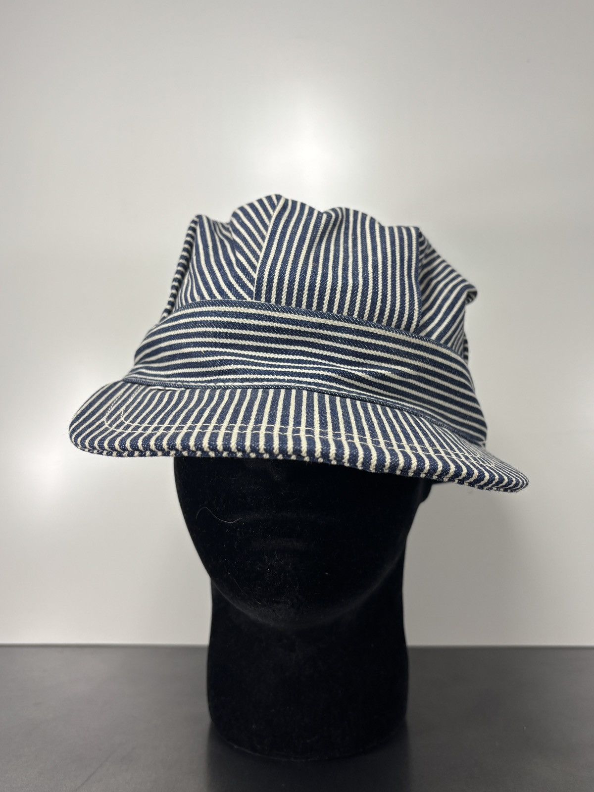 Levi's Vintage Levi's White Tab Hat Vintage Hickory Stripe Denim US Size ONE SIZE - 9 Thumbnail