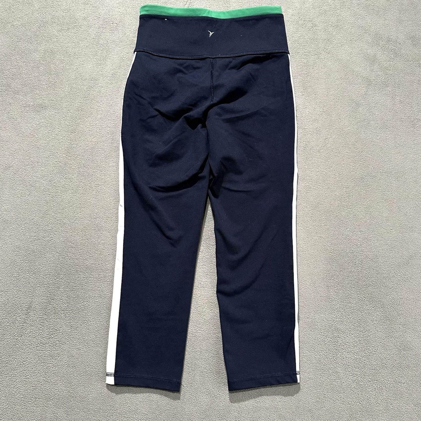 Old Navy Old Navy Active Go Dry Leggings Womens S Blue Green White Stretch Yoga Capri Size 28" / US 6 / IT 42 - 2 Thumbnail
