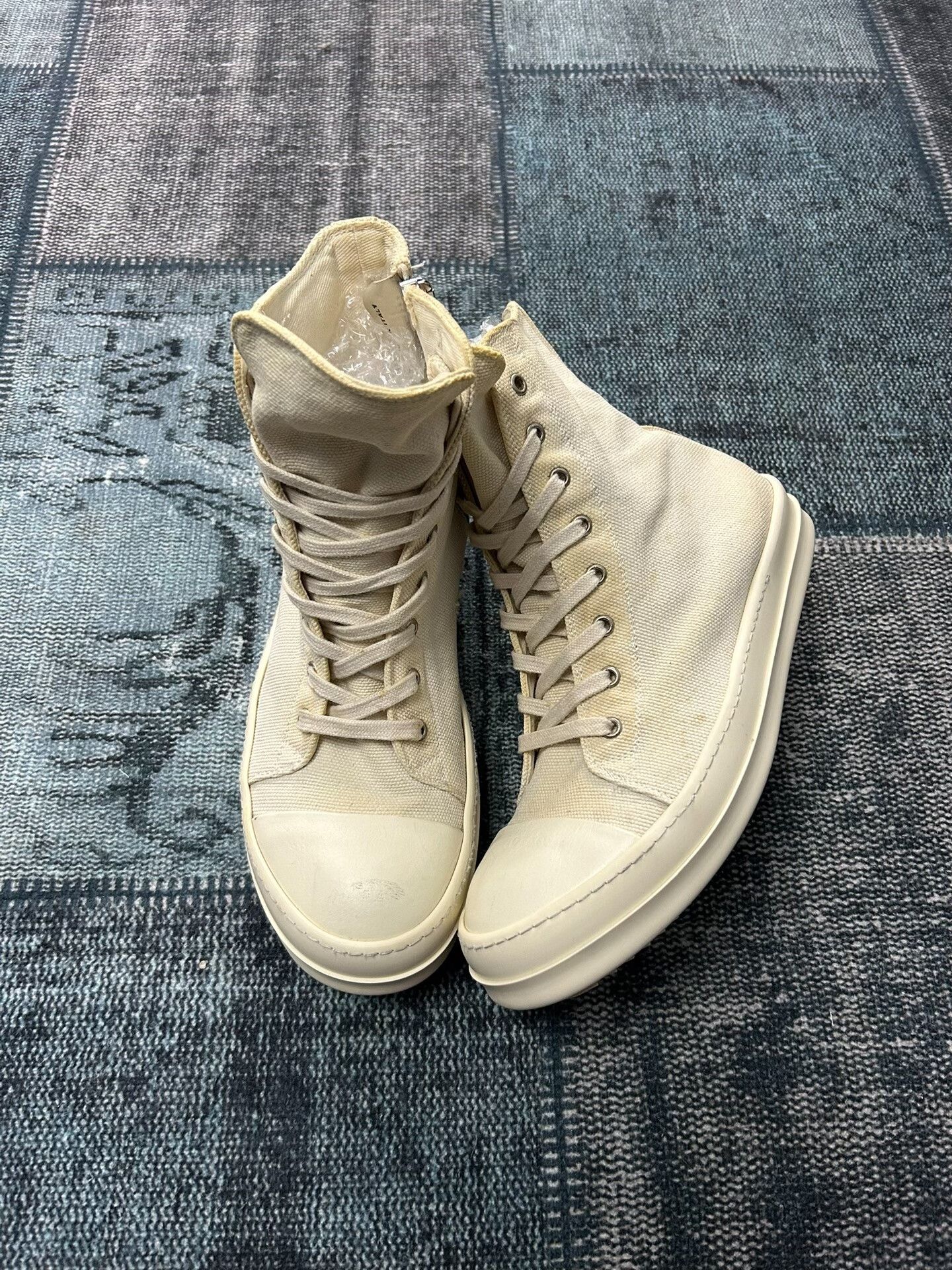 Rick Owens Rick Owens White Canvas Sneakers Size US 8.5 / EU 41-42 - 1 Thumbnail