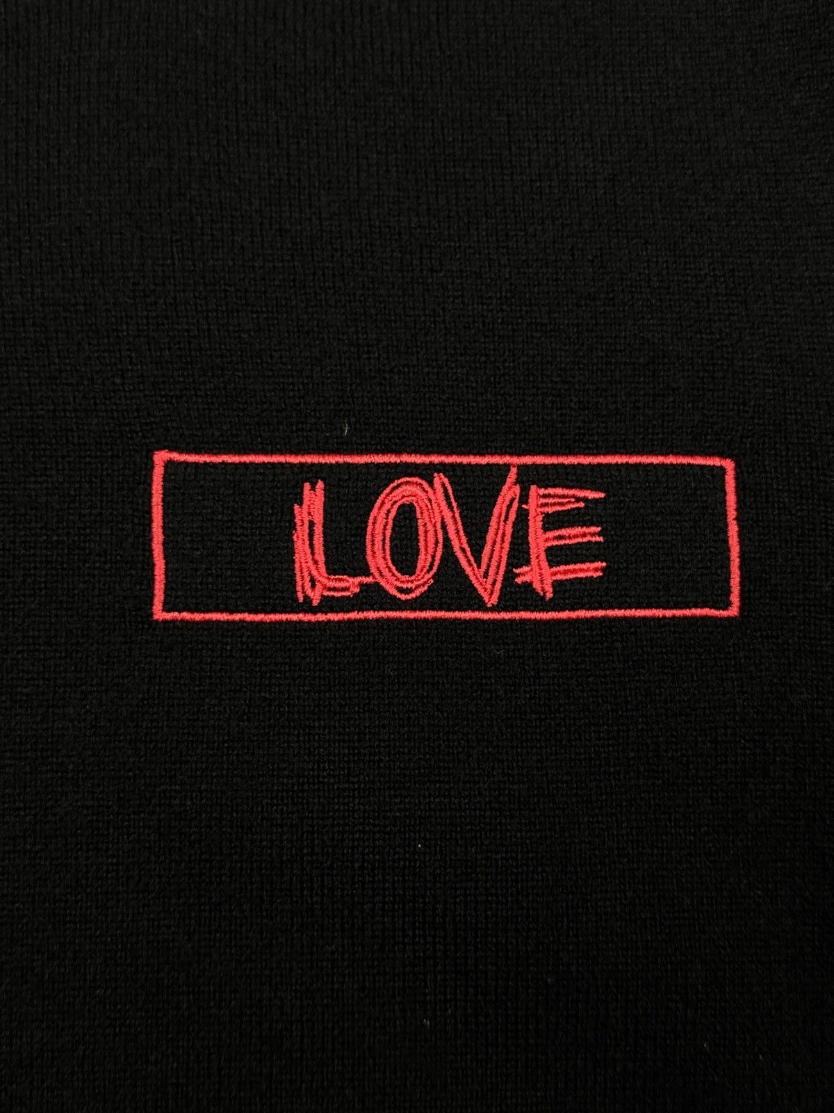 Givenchy Givenchy Love 100% cashmere black crewneck sweater Size US S / EU 44-46 / 1 - 6 Thumbnail
