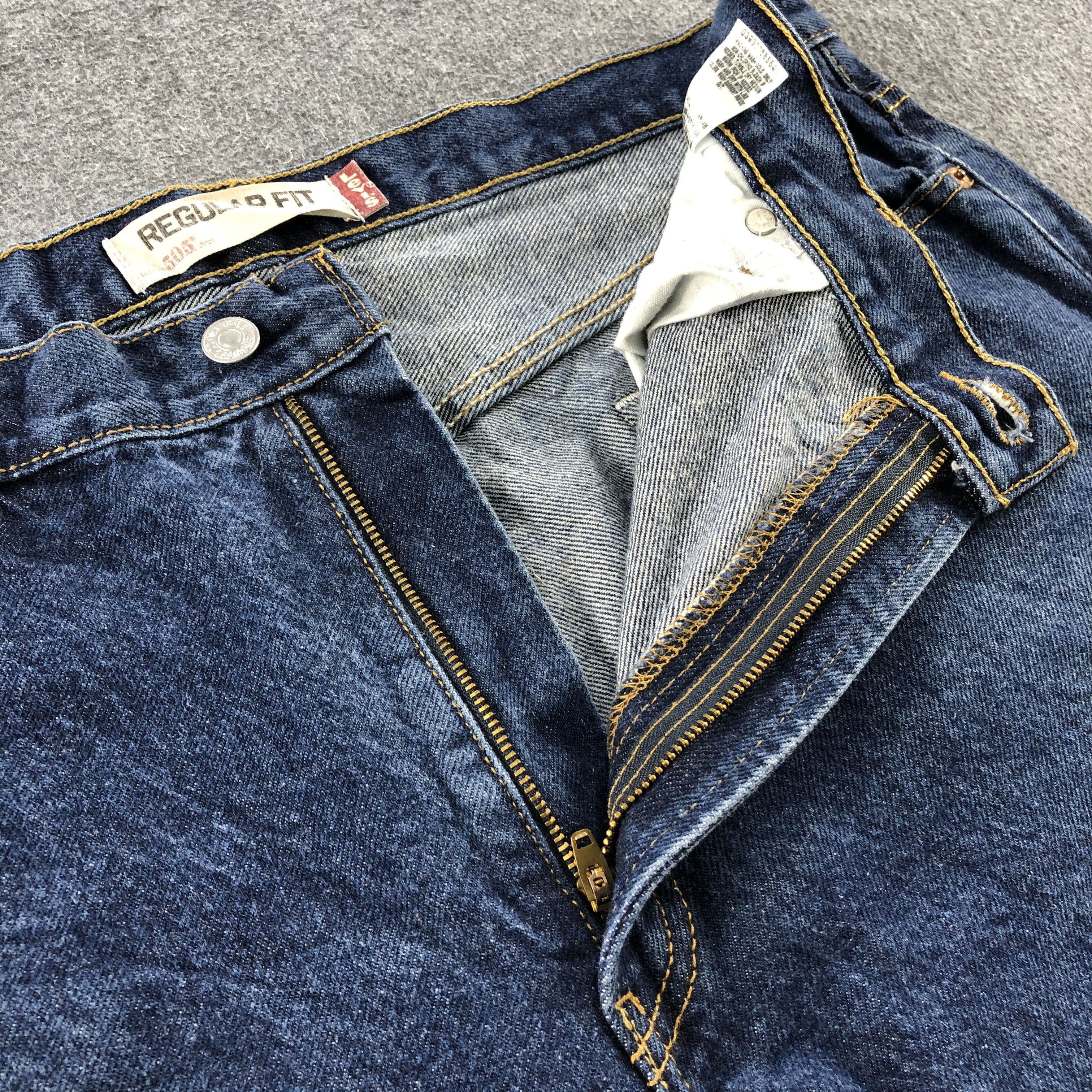 Levi's Vintage Distress Levis 505 Jeans- J1310 Size US 37 - 8 Thumbnail