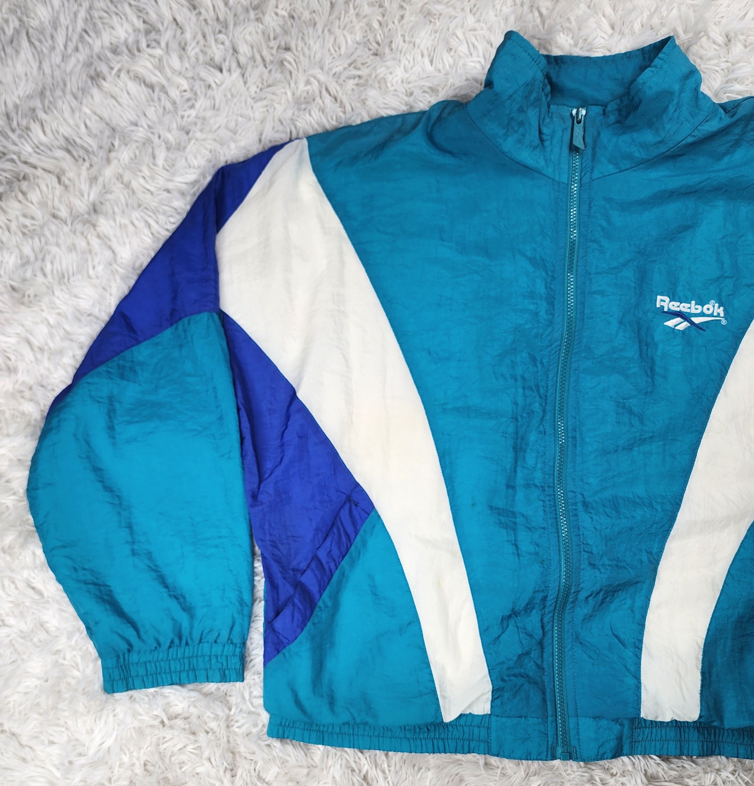 Reebok Vintage 90's Reebok full zipper windbreaker jacket Size US L / EU 52-54 / 3 - 3 Thumbnail