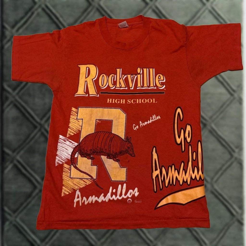 Fruit Of The Loom VINTAGE Rockville High School Armadillos Shirt M Red 90s FOTL Cotton Graphic Print Crew Neck Unisex Adults Size US M / EU 48-50 / 2 - 1 Thumbnail