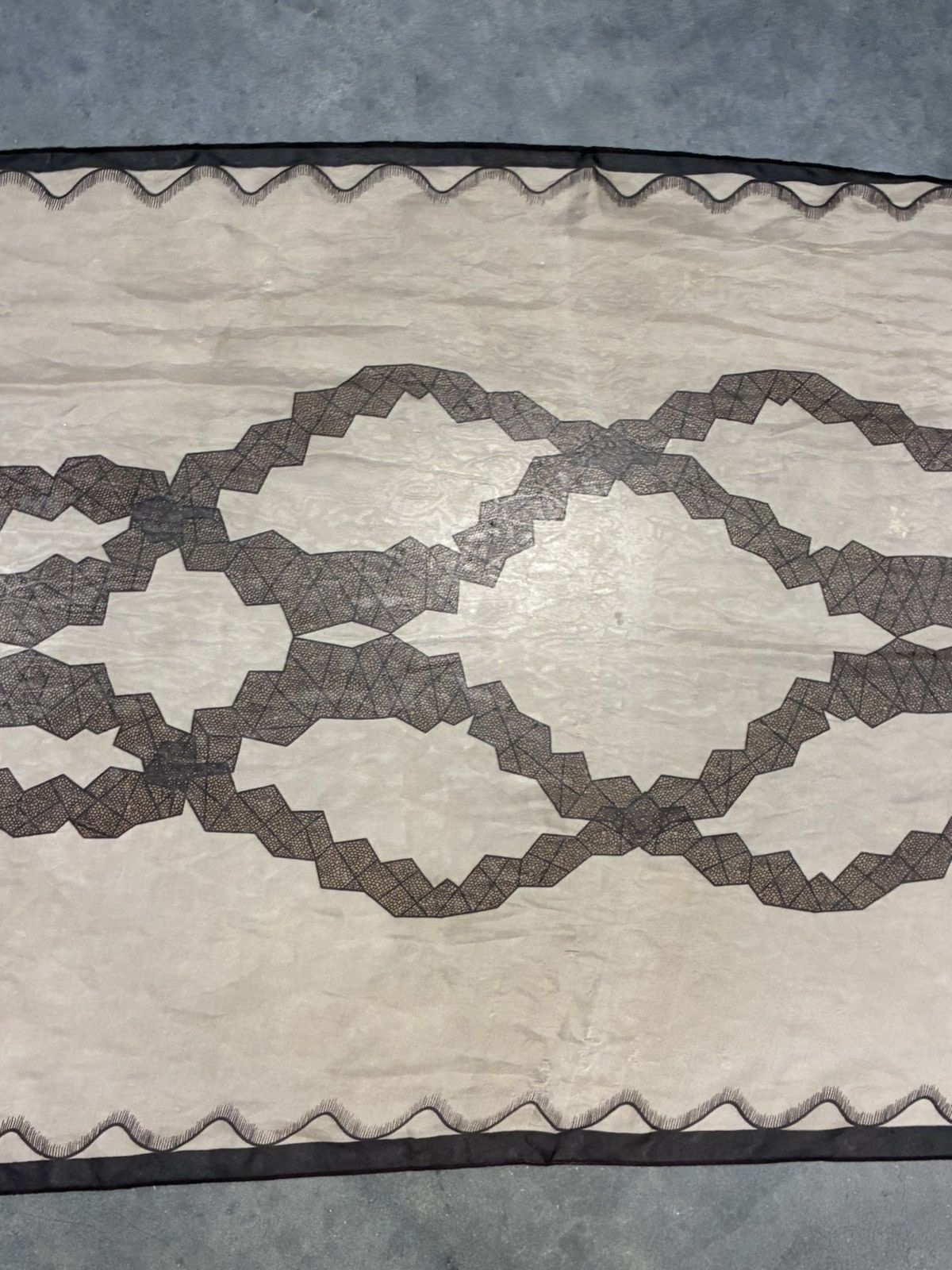 Valentino Valentino 100% silk scarf Size ONE SIZE - 2 Thumbnail