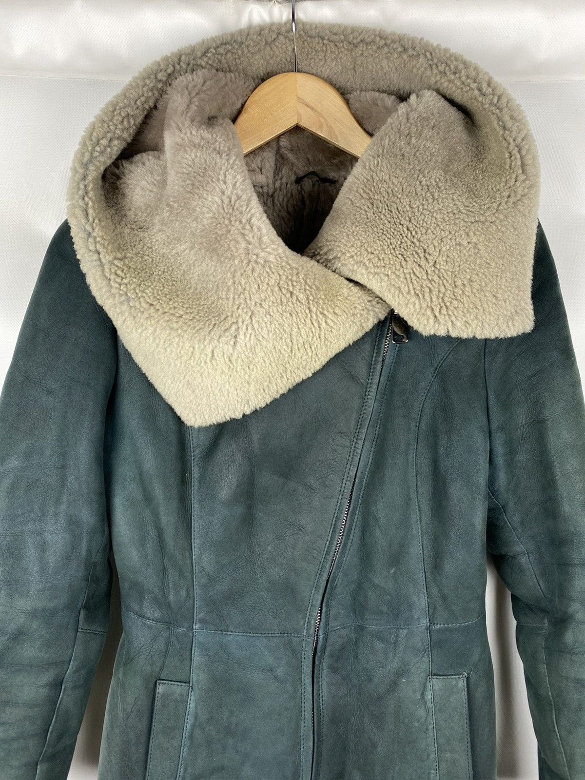 Vintage Vintage Avant-garde ladies shearling fur leather coat jacket Size S / US 4 / IT 40 - 6 Thumbnail