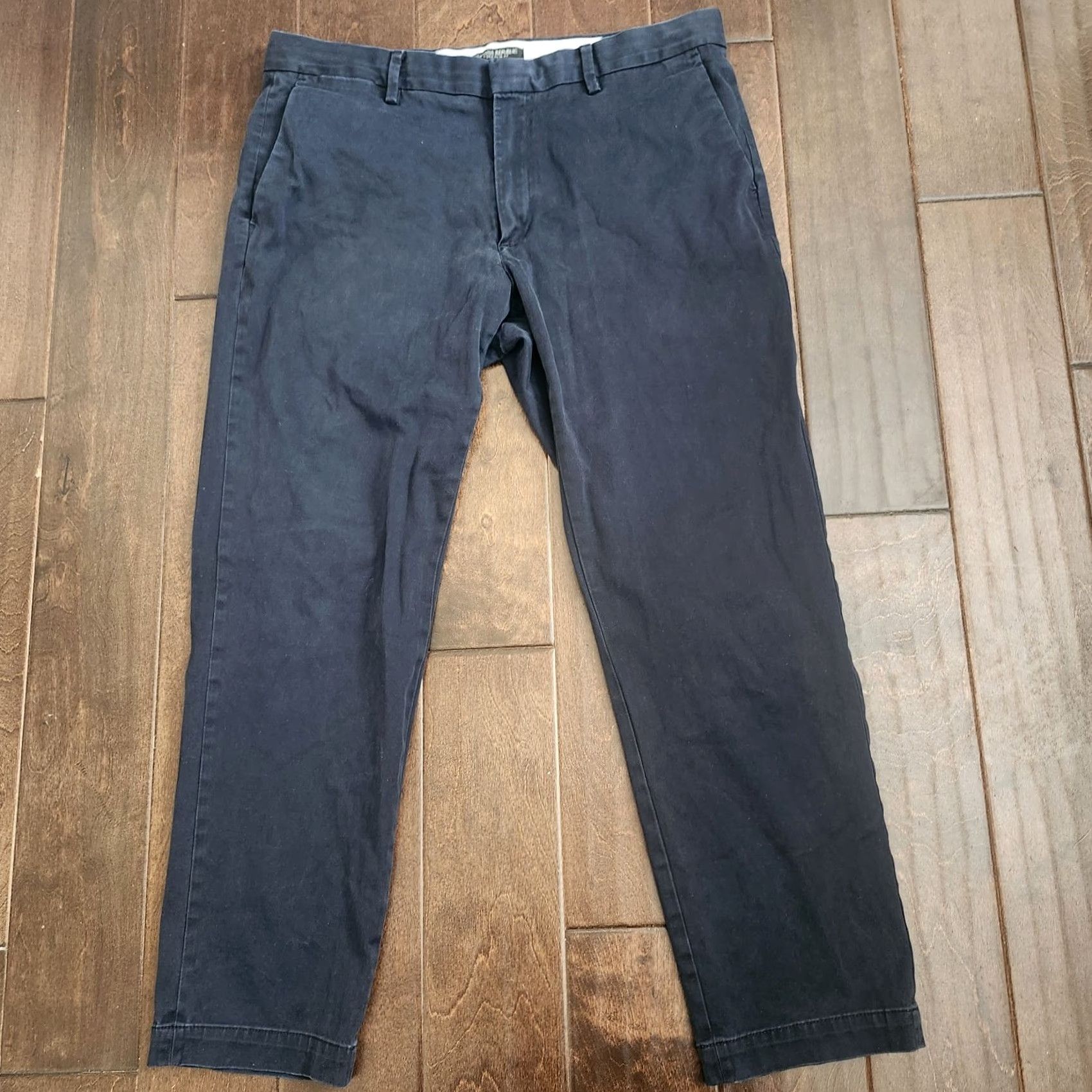 Banana Republic Banana Republic Aiden Slim 36x30 Navy Chino Pants Mens Slim Fit Solid Blue Casual, Travel, Business Boys Mens Size US 36 / EU 52 - 2 Thumbnail