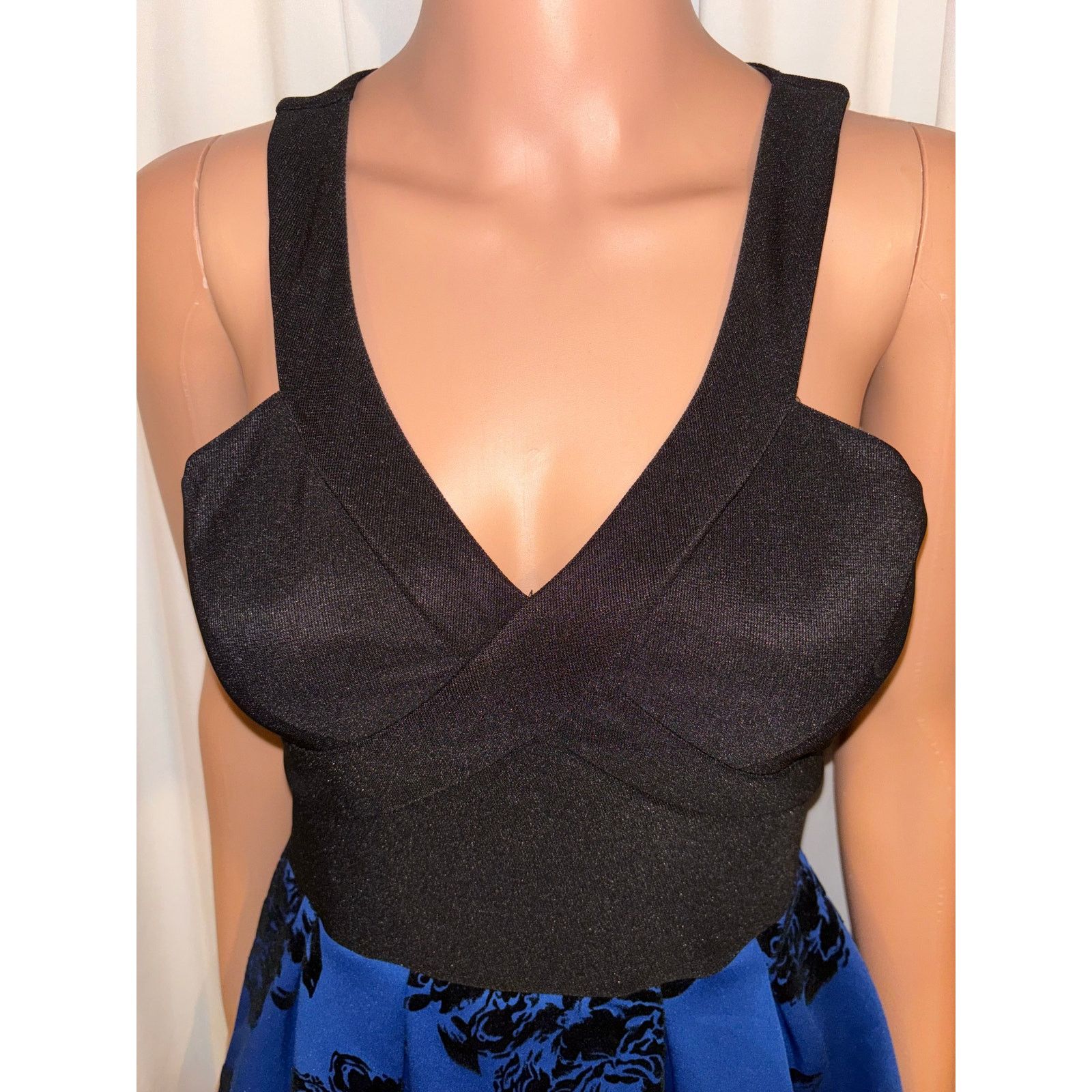 The Unbranded Brand Crystal Doll Black/Blue Floral Party Dress Size 3 Size S / US 4 / IT 40 - 6 Thumbnail