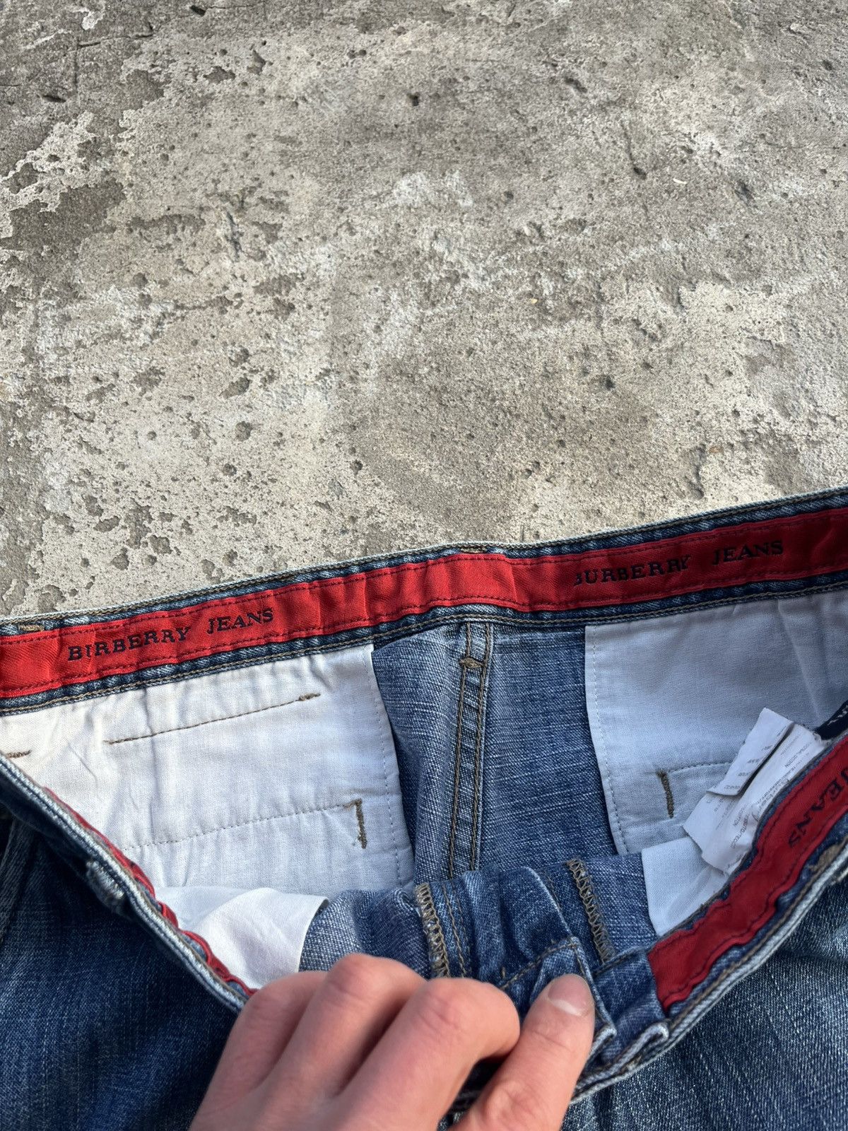 Burberry BURBERRY Vintage Distressed Faded Straight Fit Denim Jeans Size US 32 / EU 48 - 9 Thumbnail