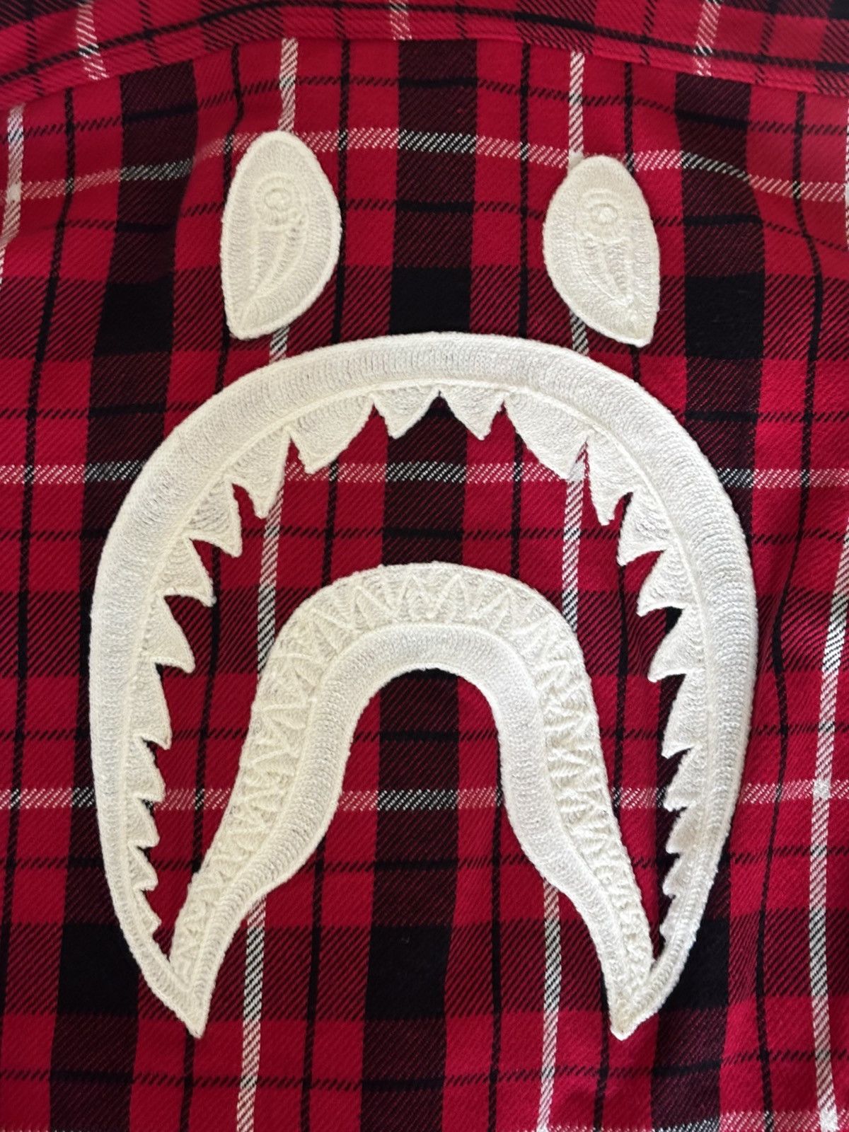 Bape Authentic ape bape shark flannel shirt S mint Size US S / EU 44-46 / 1 - 9 Thumbnail