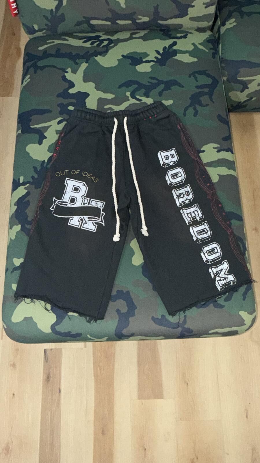 Other Boredom Kills Brown Collegiate Shorts Size US 32 / EU 48 - 1 Thumbnail