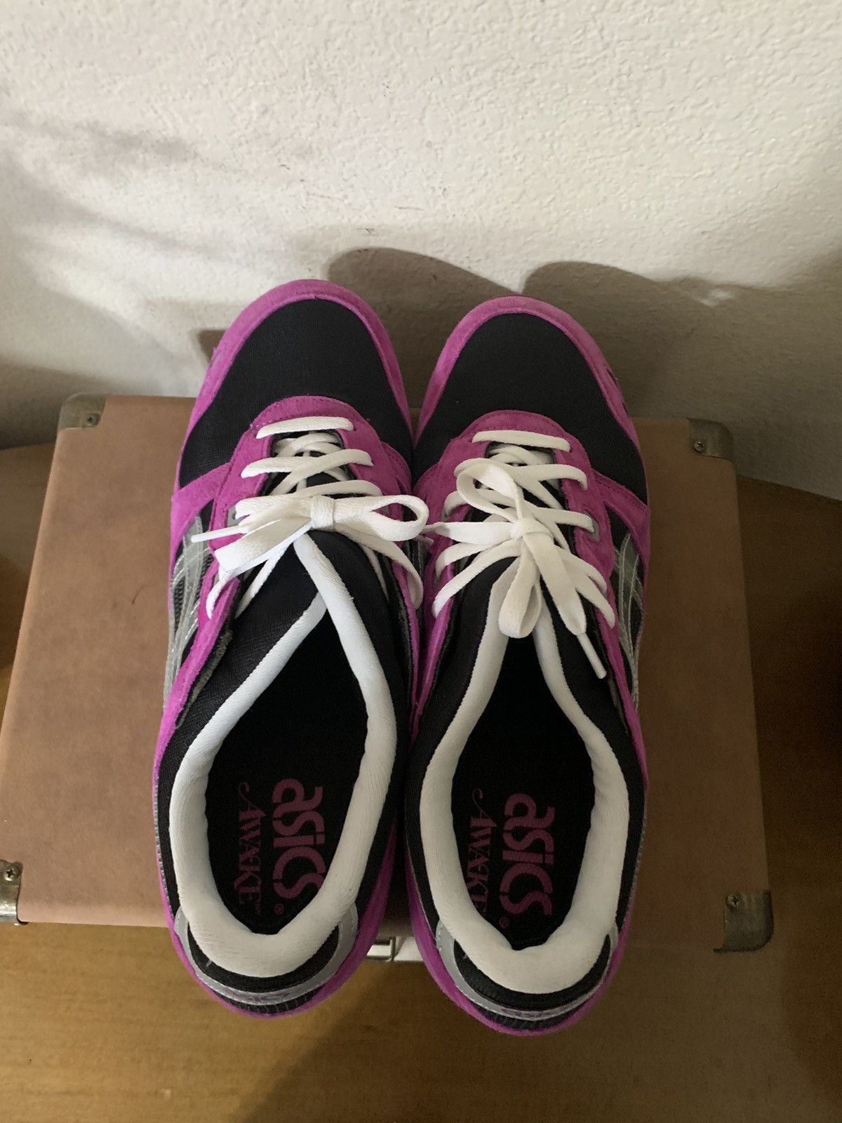 Asics × Awake NY ASICS Gel-Lyte 111 OG X Awake NY Black Pink Size US 12 / EU 45 - 4 Thumbnail