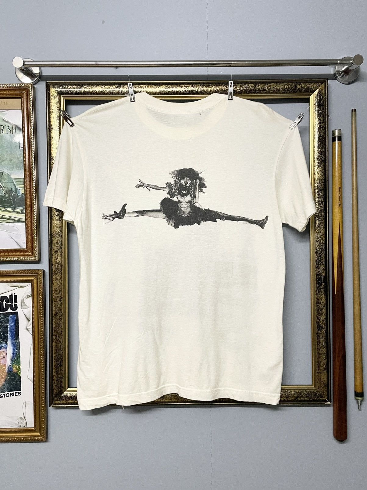 Beauty Beast Vintage 1990s Designer Koromo-Rico Artwok Sarcastic Tshirt Size US M / EU 48-50 / 2 - 6 Thumbnail