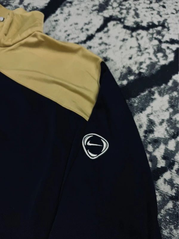 Nike Nike Dri Fit Sports Jacket Black Gold XL Size US XL / EU 56 / 4 - 4 Thumbnail