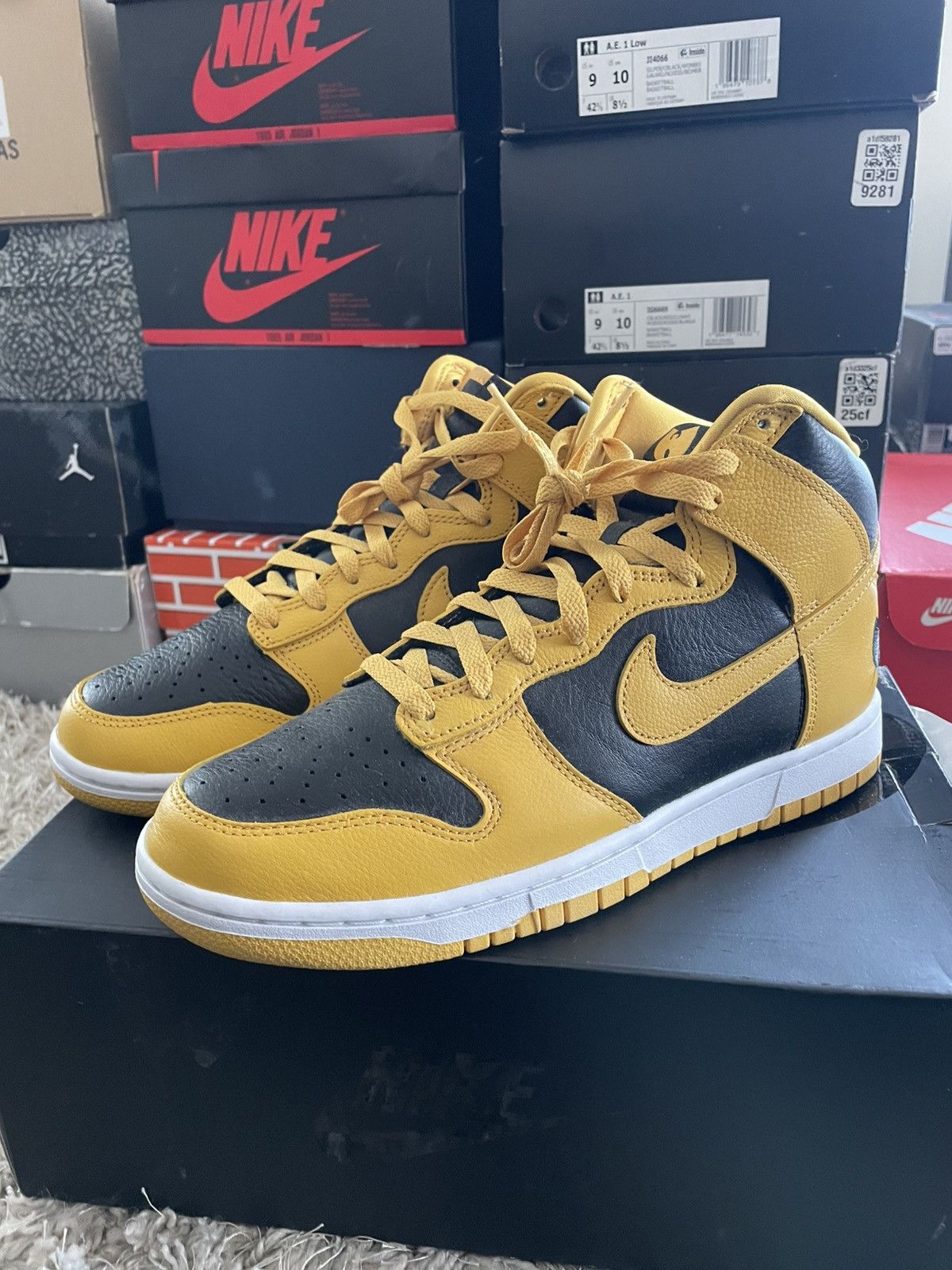 Nike Wu-Tang x Nike Dunk High Retro Premium 2024 Size US 9 / EU 42 - 1 Thumbnail