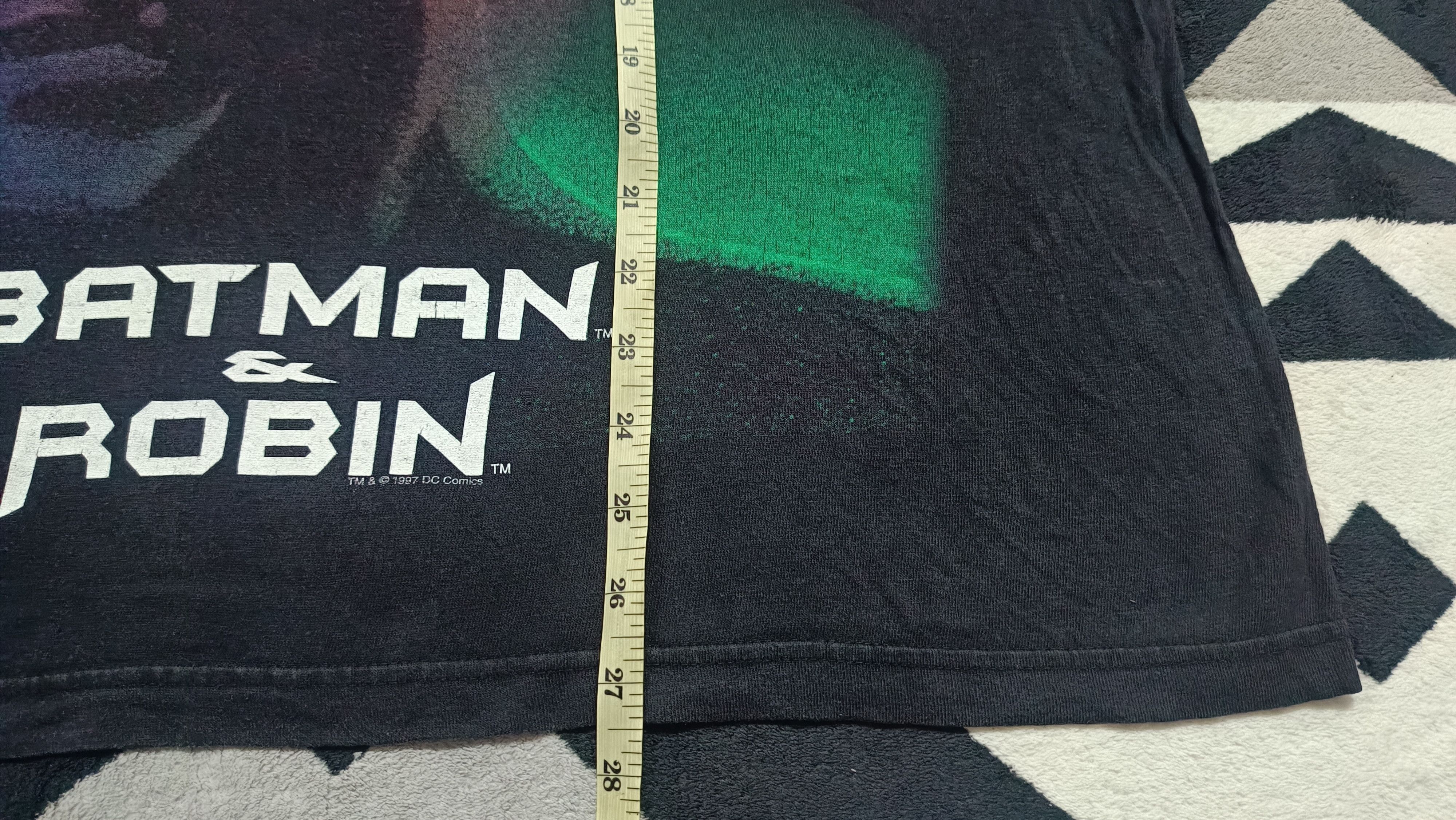 Vintage 🔥🔥Rare Vintage 90s Batman & Robin Tee Size US XL / EU 56 / 4 - 8 Thumbnail
