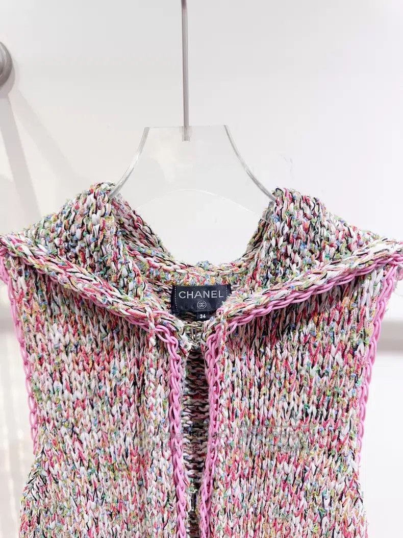 Chanel Chanel Data centre hooded vest jacket Size XXS / US 00 / IT 34 - 2 Thumbnail